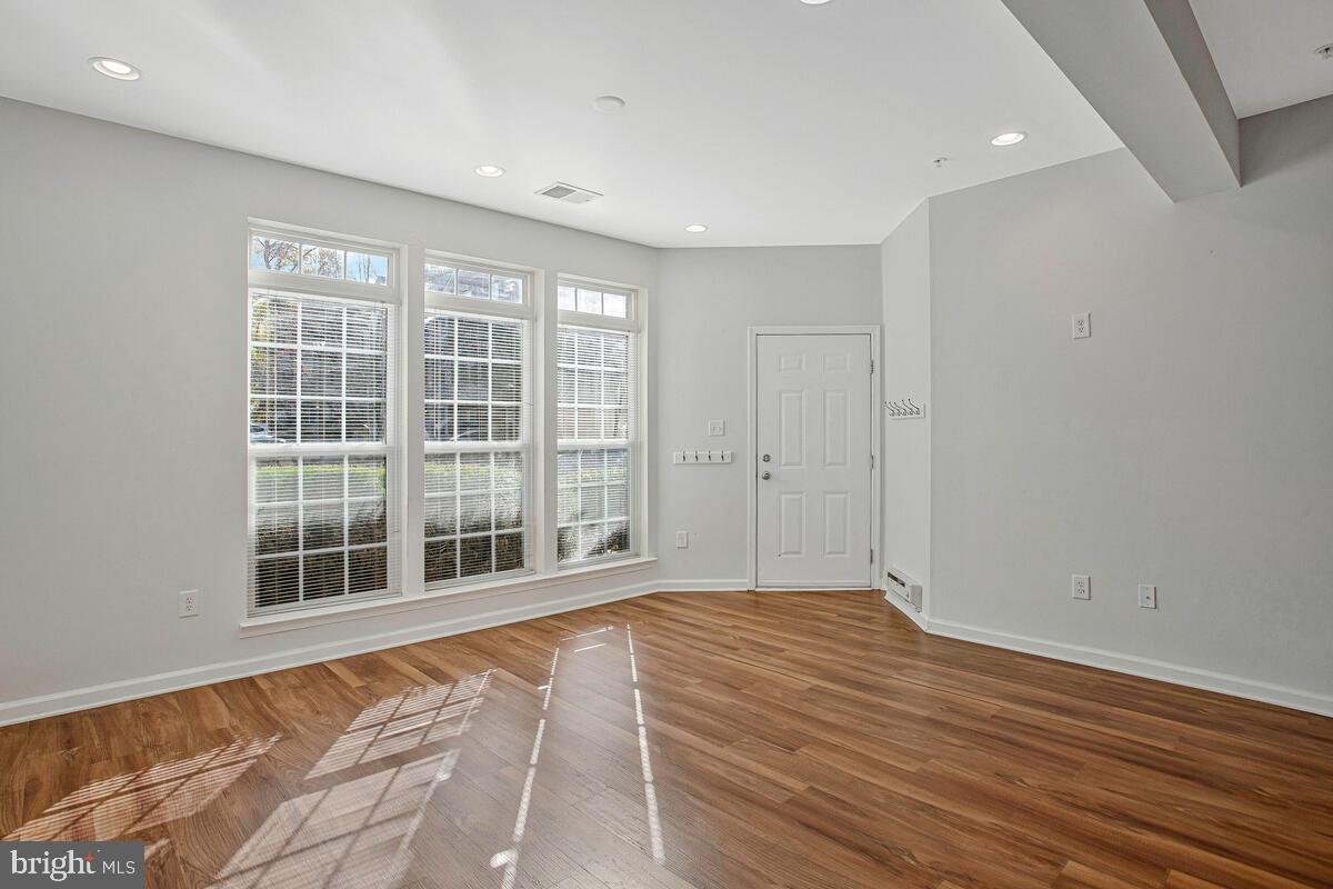 RICHFIELD STATION VILLAGE - Residential