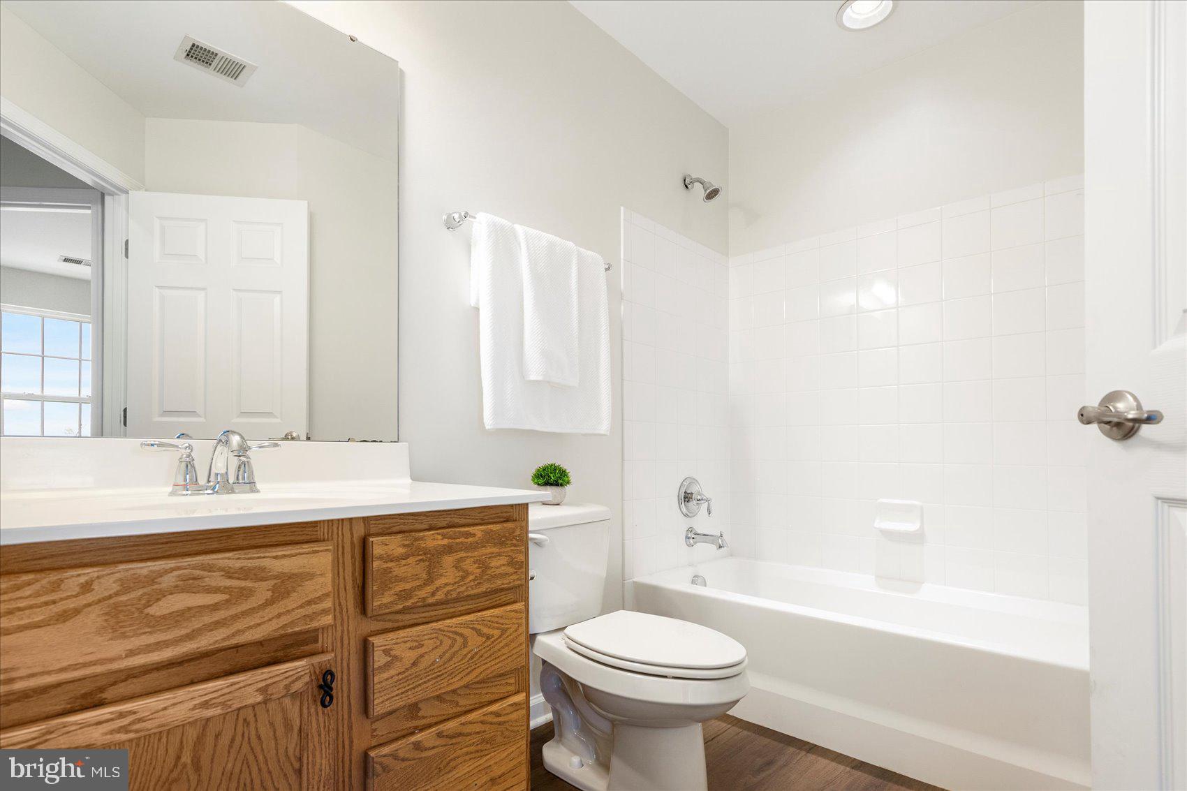 TANYARD SPRINGS - Residential