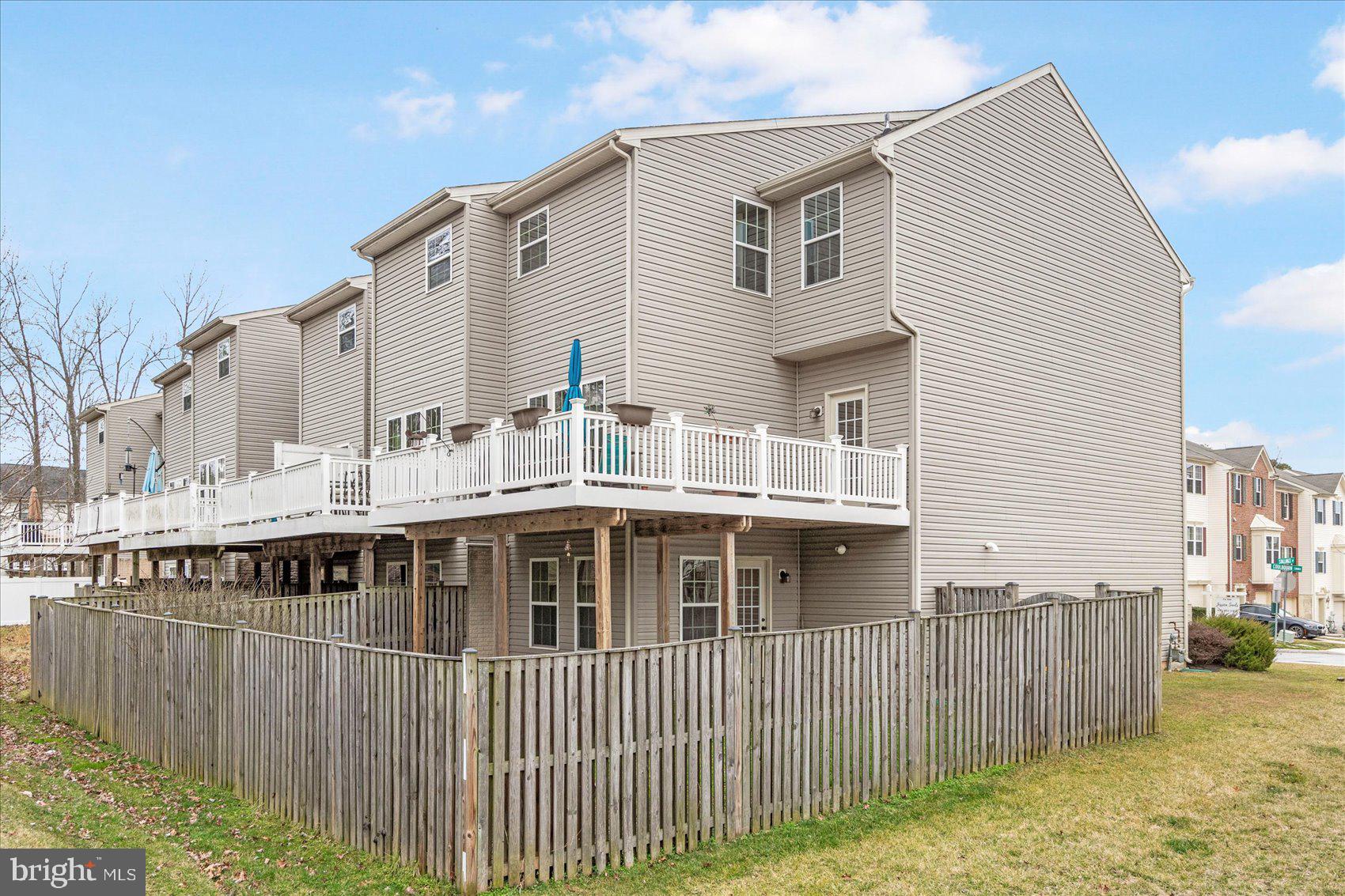 TANYARD SPRINGS - Residential