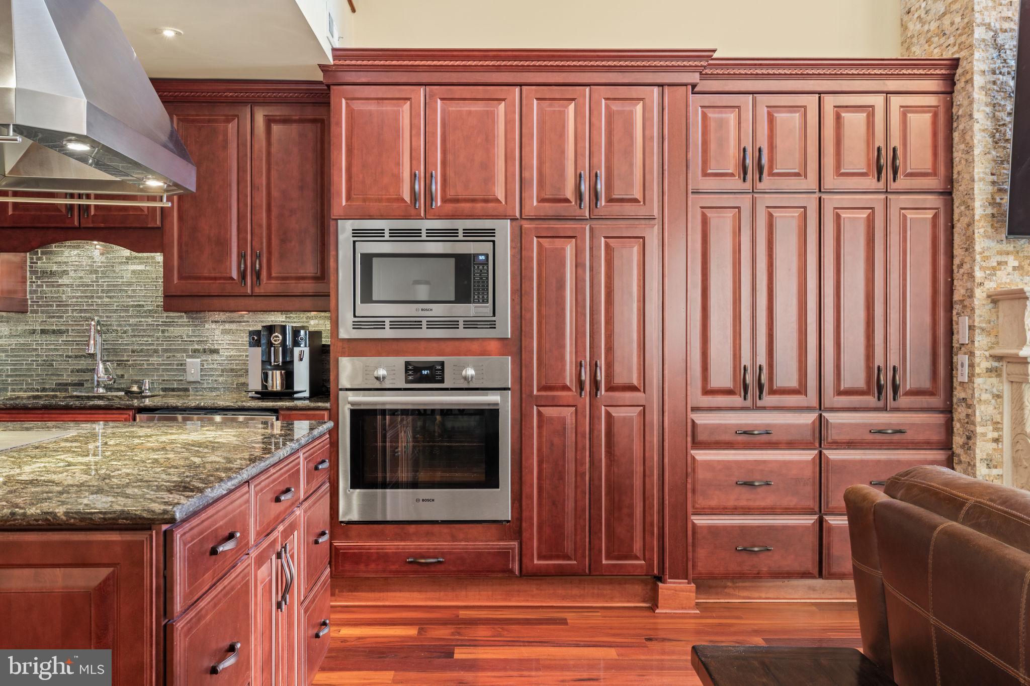 WASHINGTON SQ - Residential