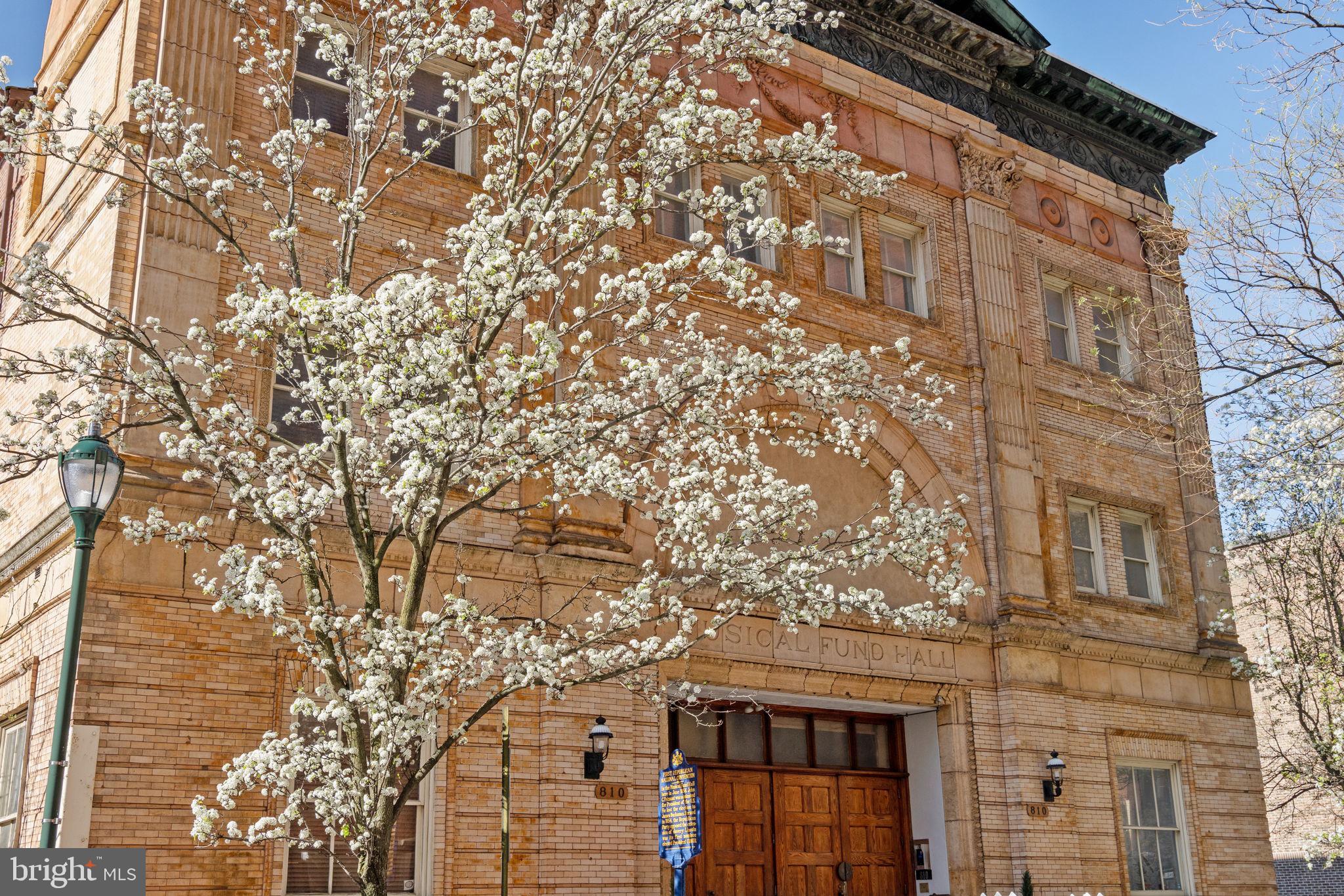 WASHINGTON SQ - Residential
