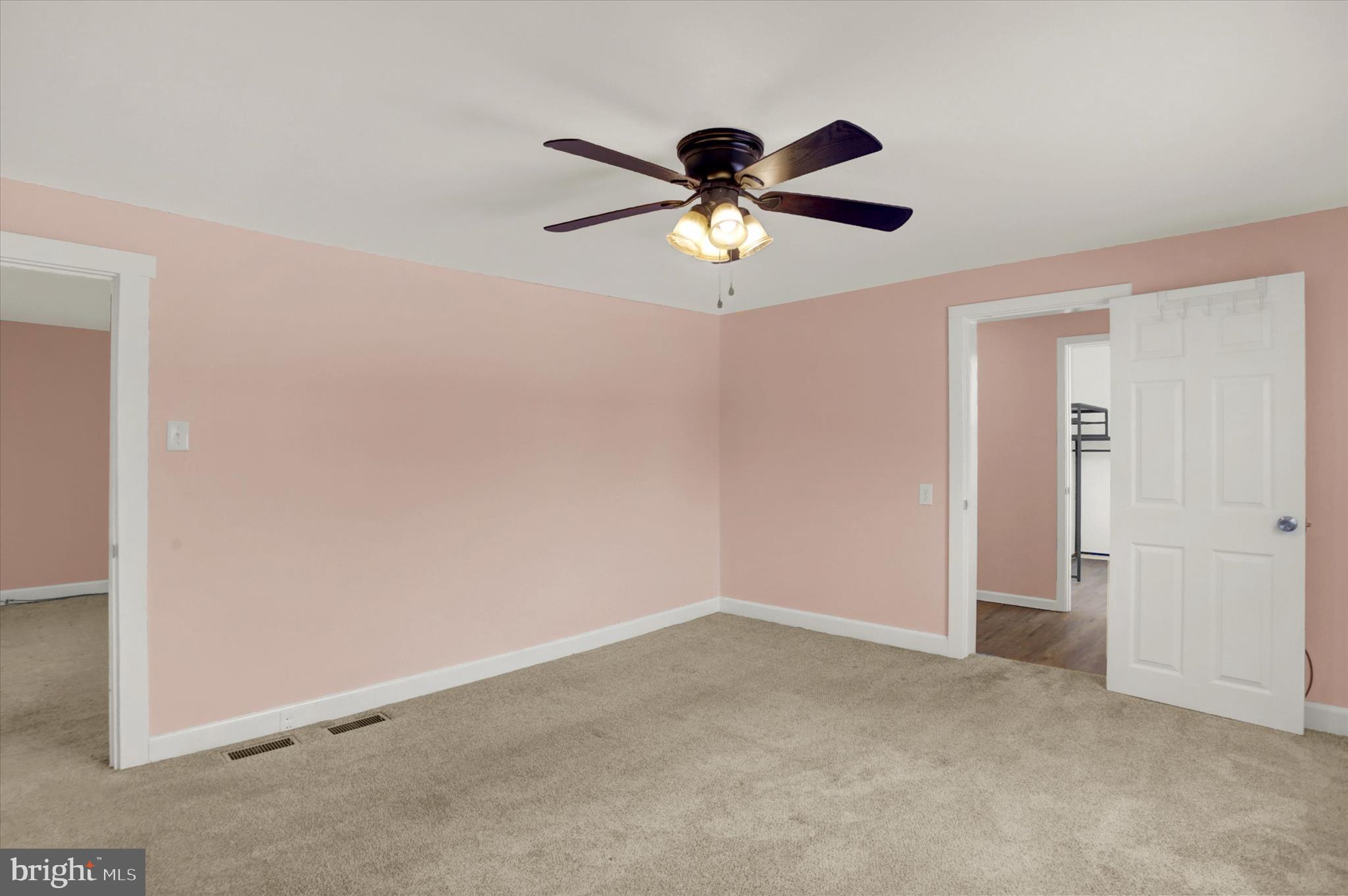 ELIZABETHVILLE BOROUGH - Residential