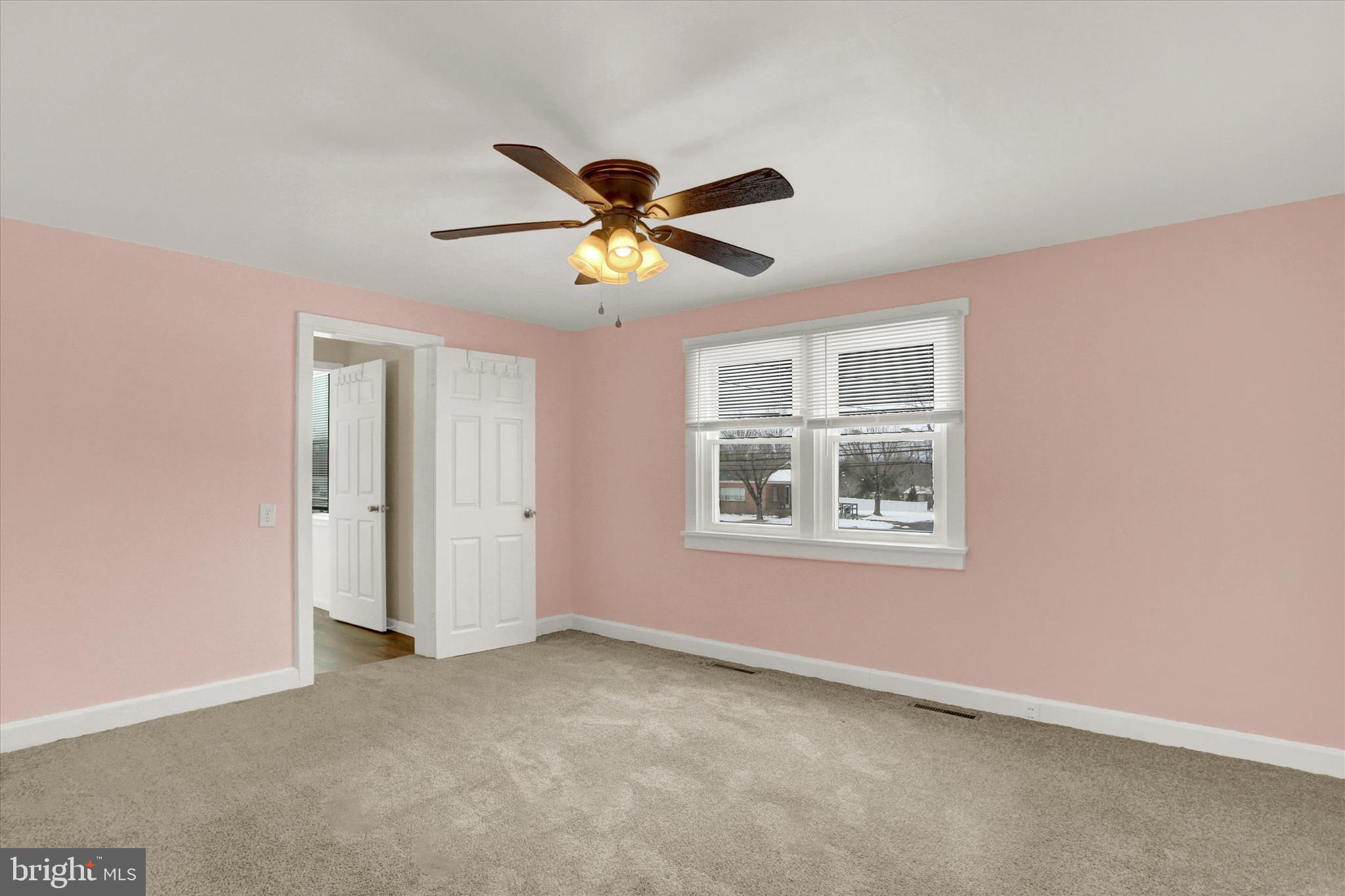 ELIZABETHVILLE BOROUGH - Residential