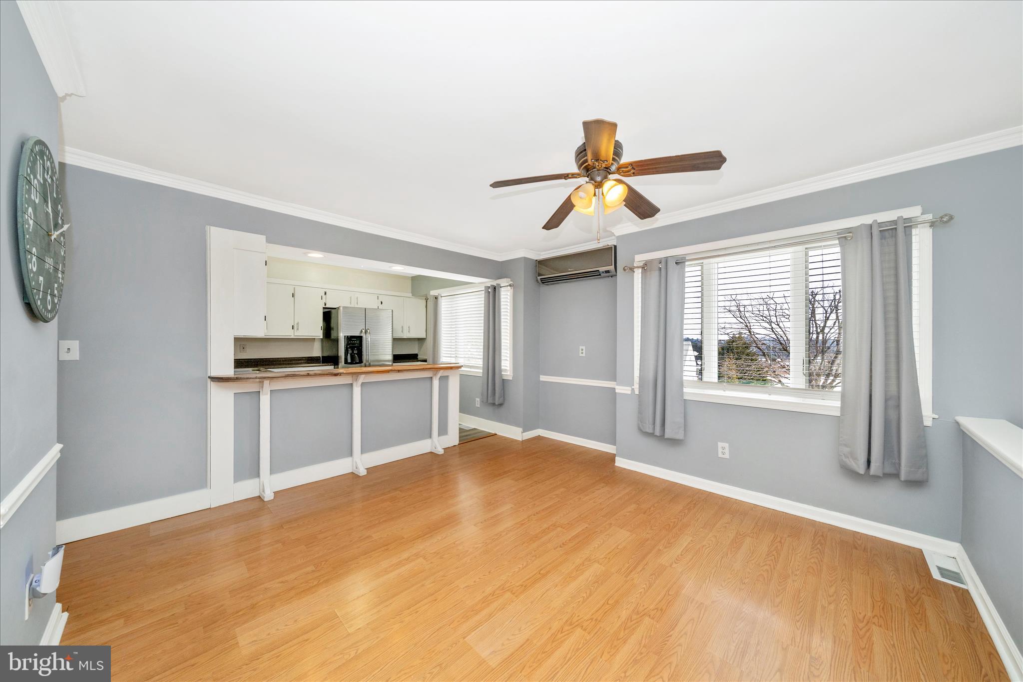 HAMPSTEAD - Residential