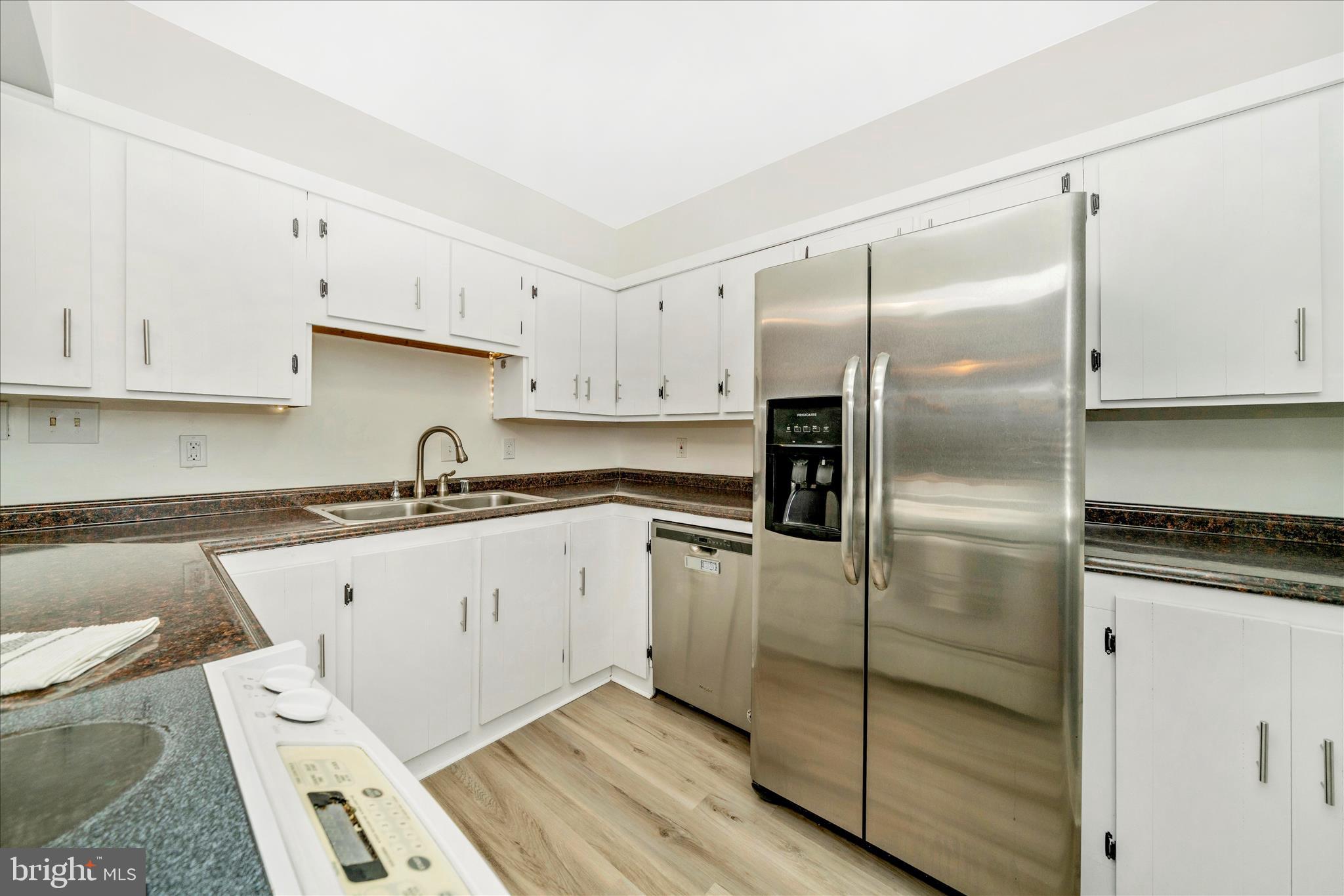 HAMPSTEAD - Residential