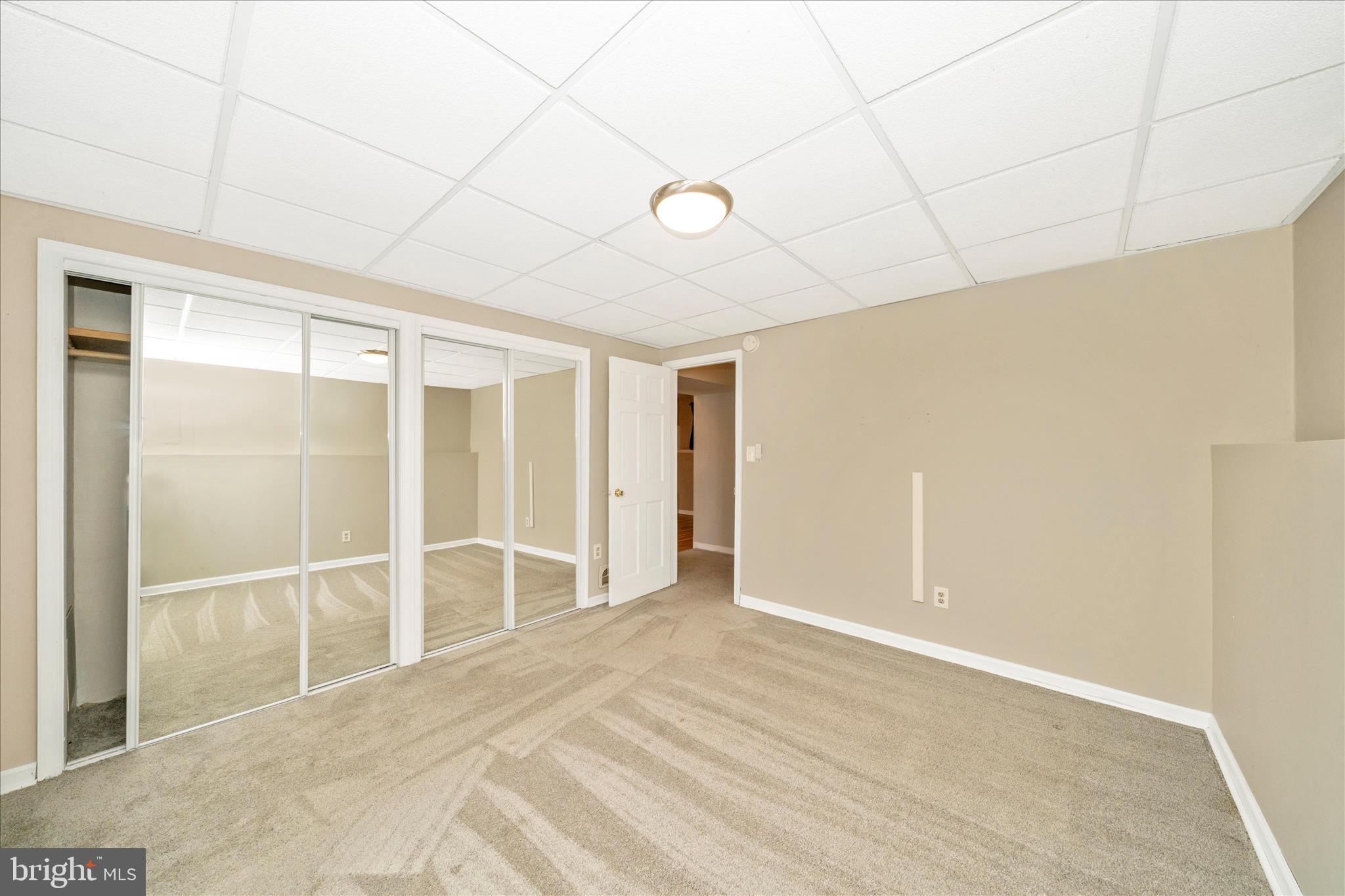 HAMPSTEAD - Residential