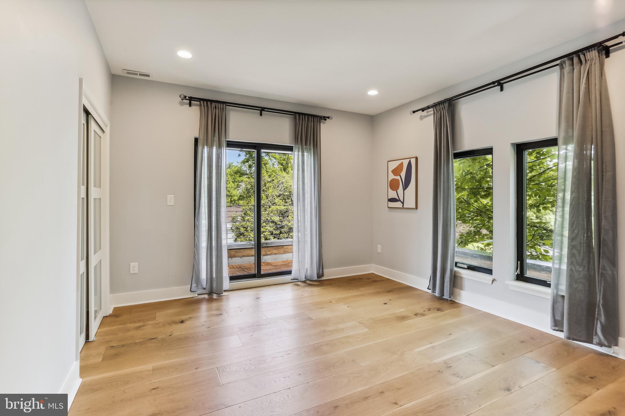 GLEN MAR PARK - Residential