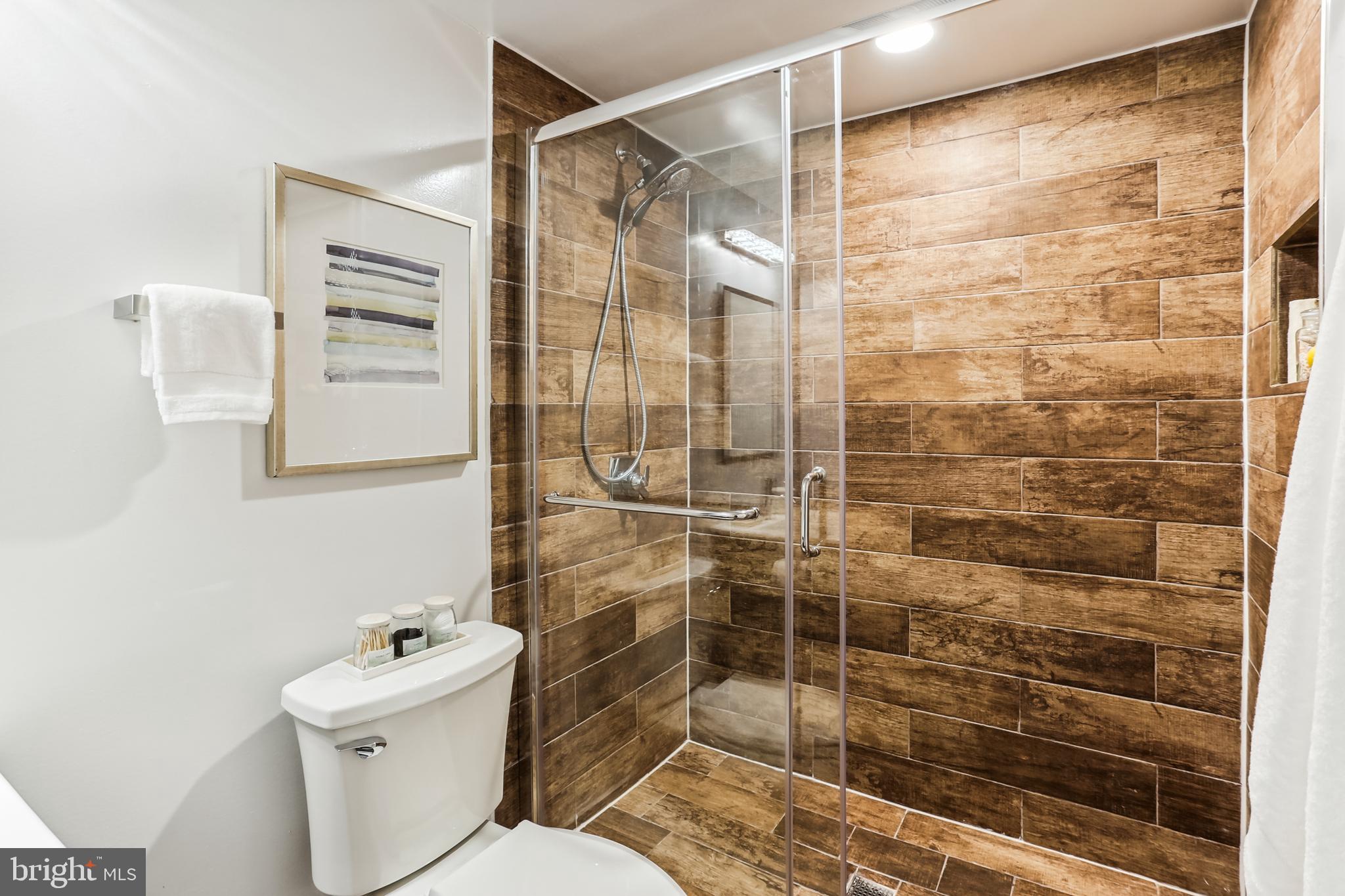 GLEN MAR PARK - Residential