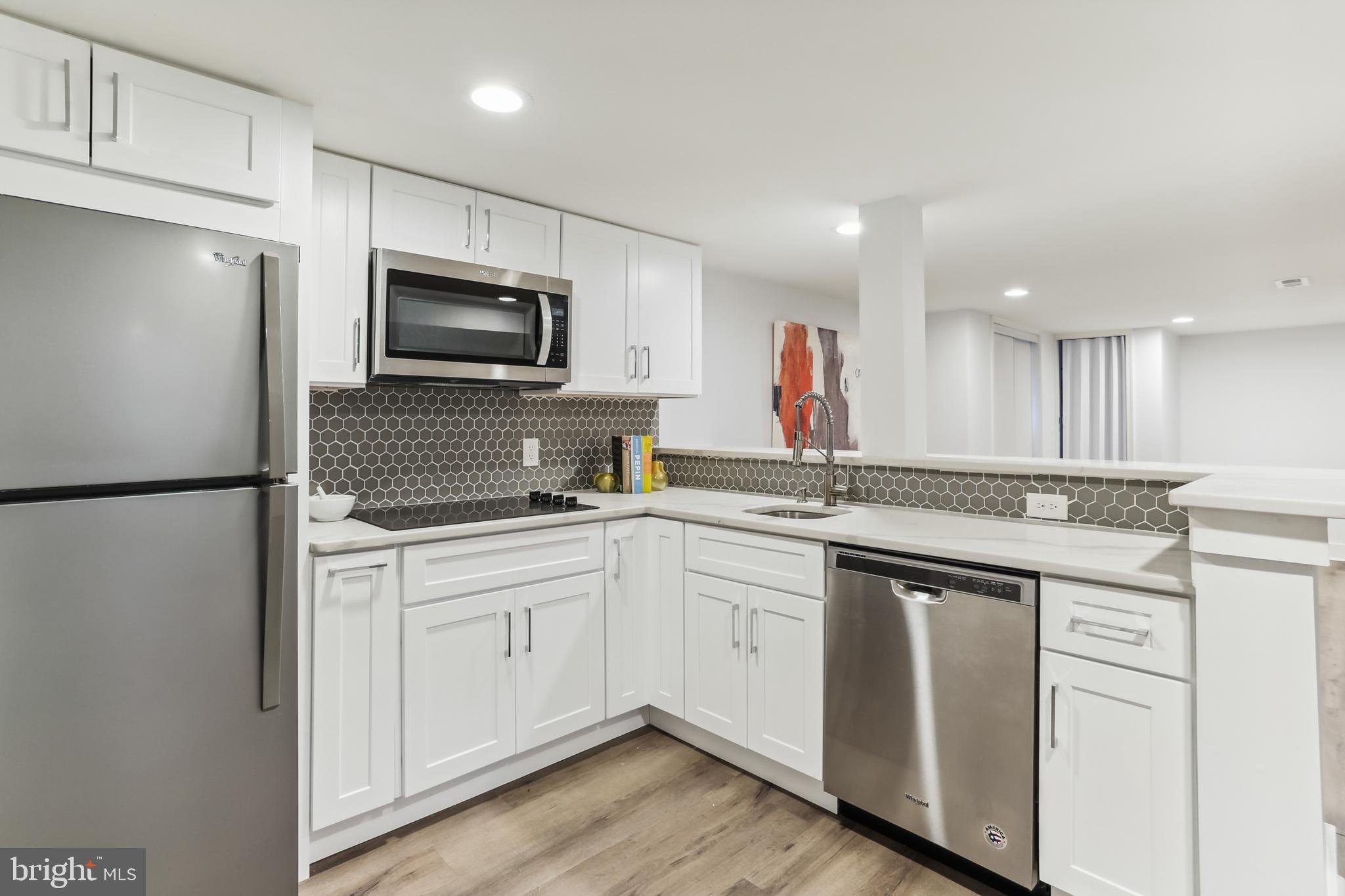 GLEN MAR PARK - Residential