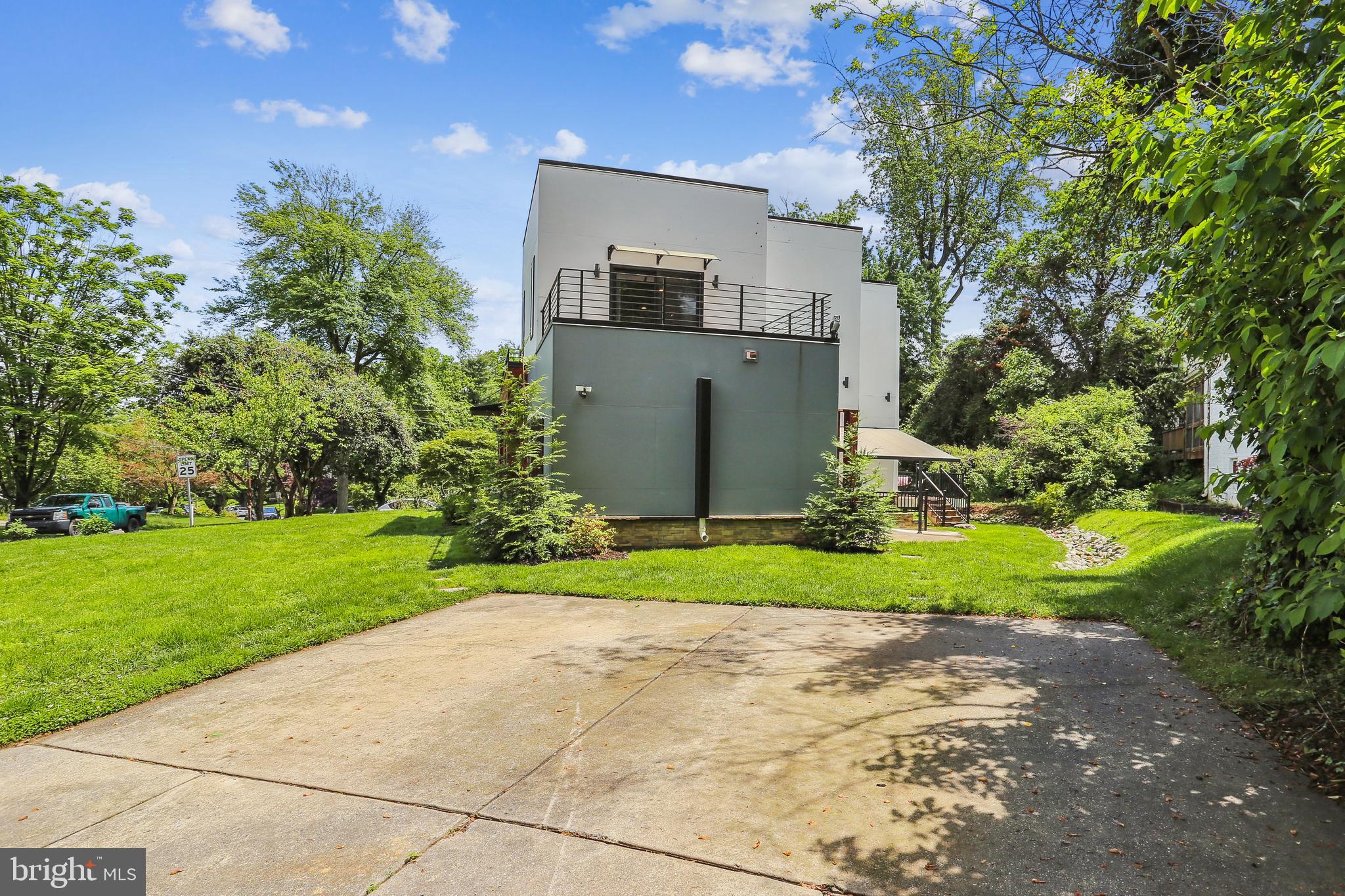 GLEN MAR PARK - Residential