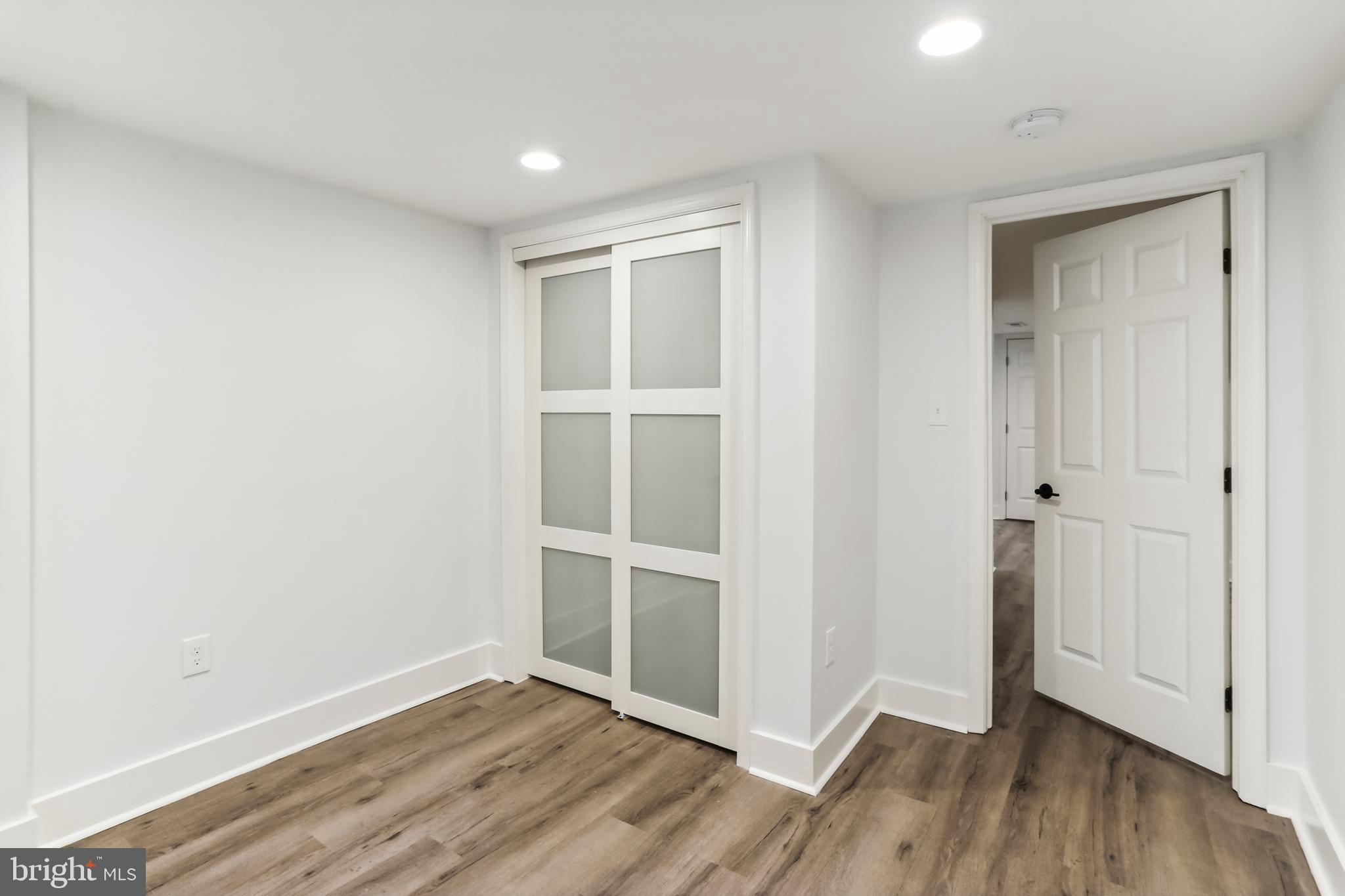 GLEN MAR PARK - Residential