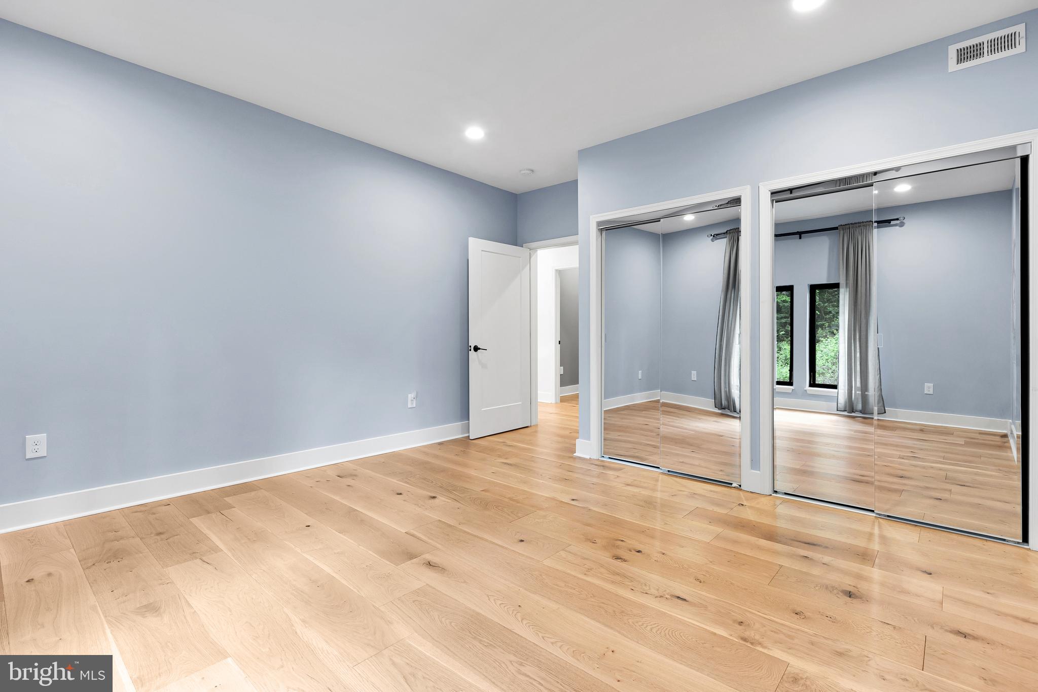 GLEN MAR PARK - Residential