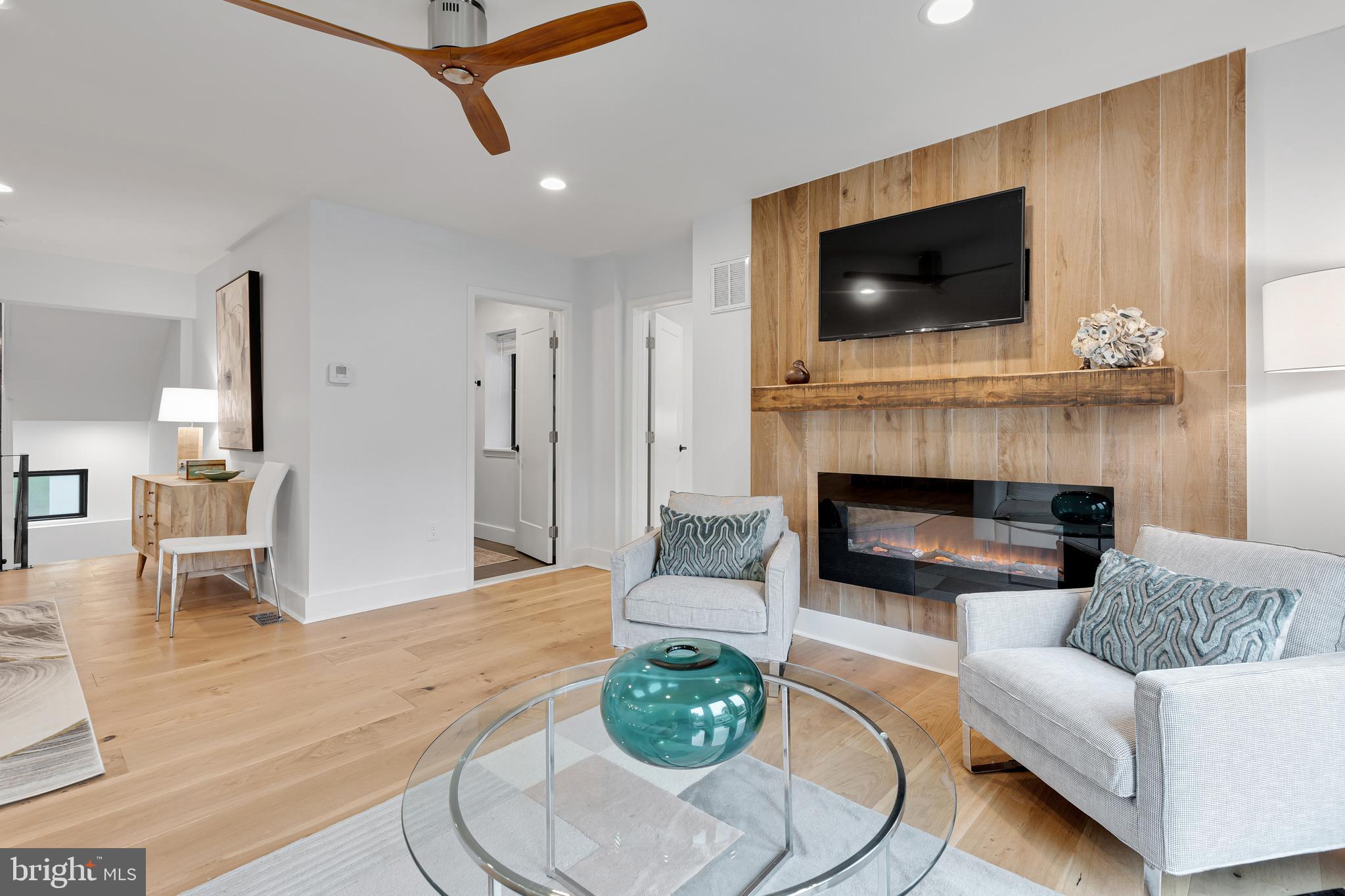 GLEN MAR PARK - Residential