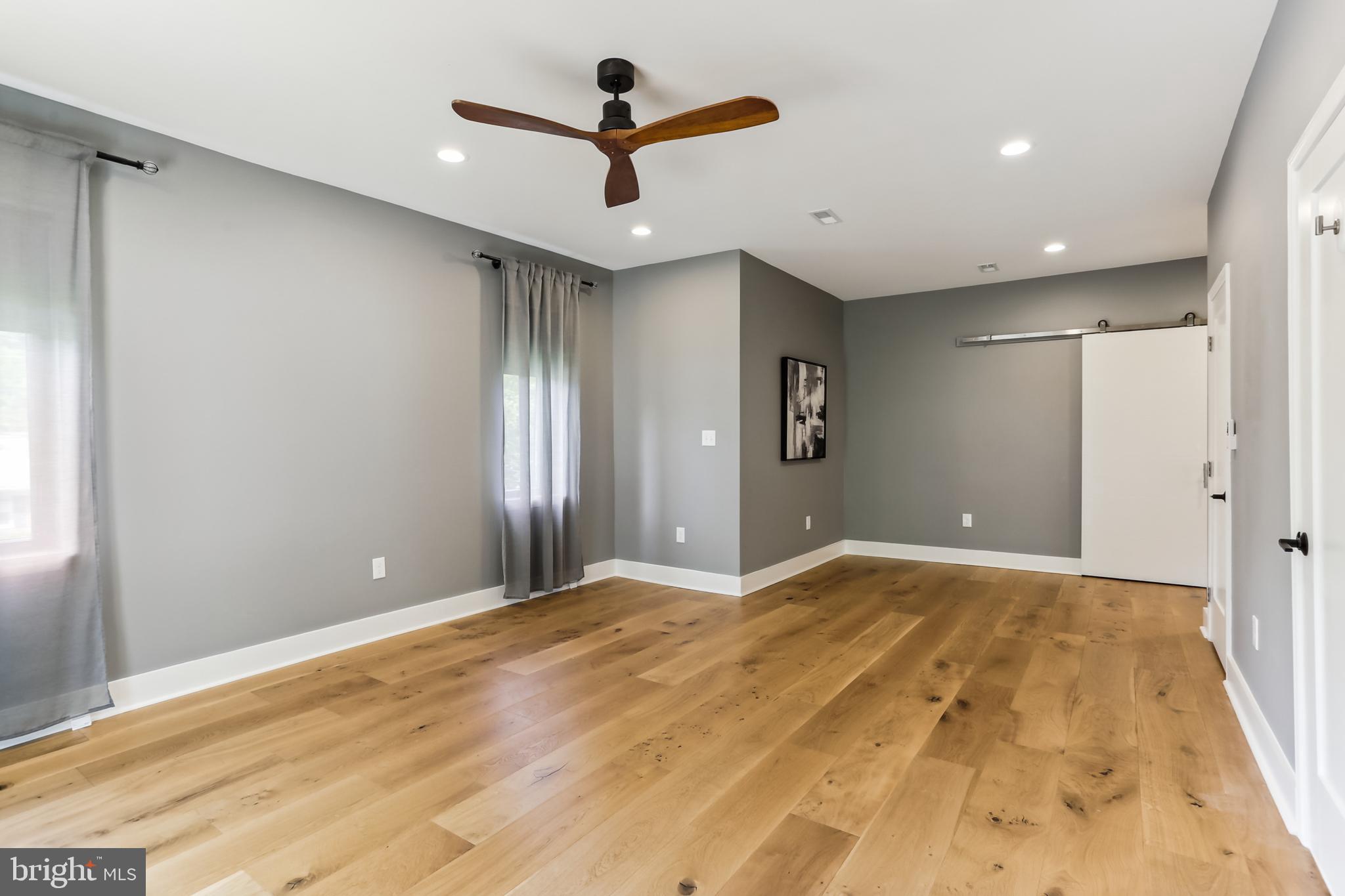 GLEN MAR PARK - Residential