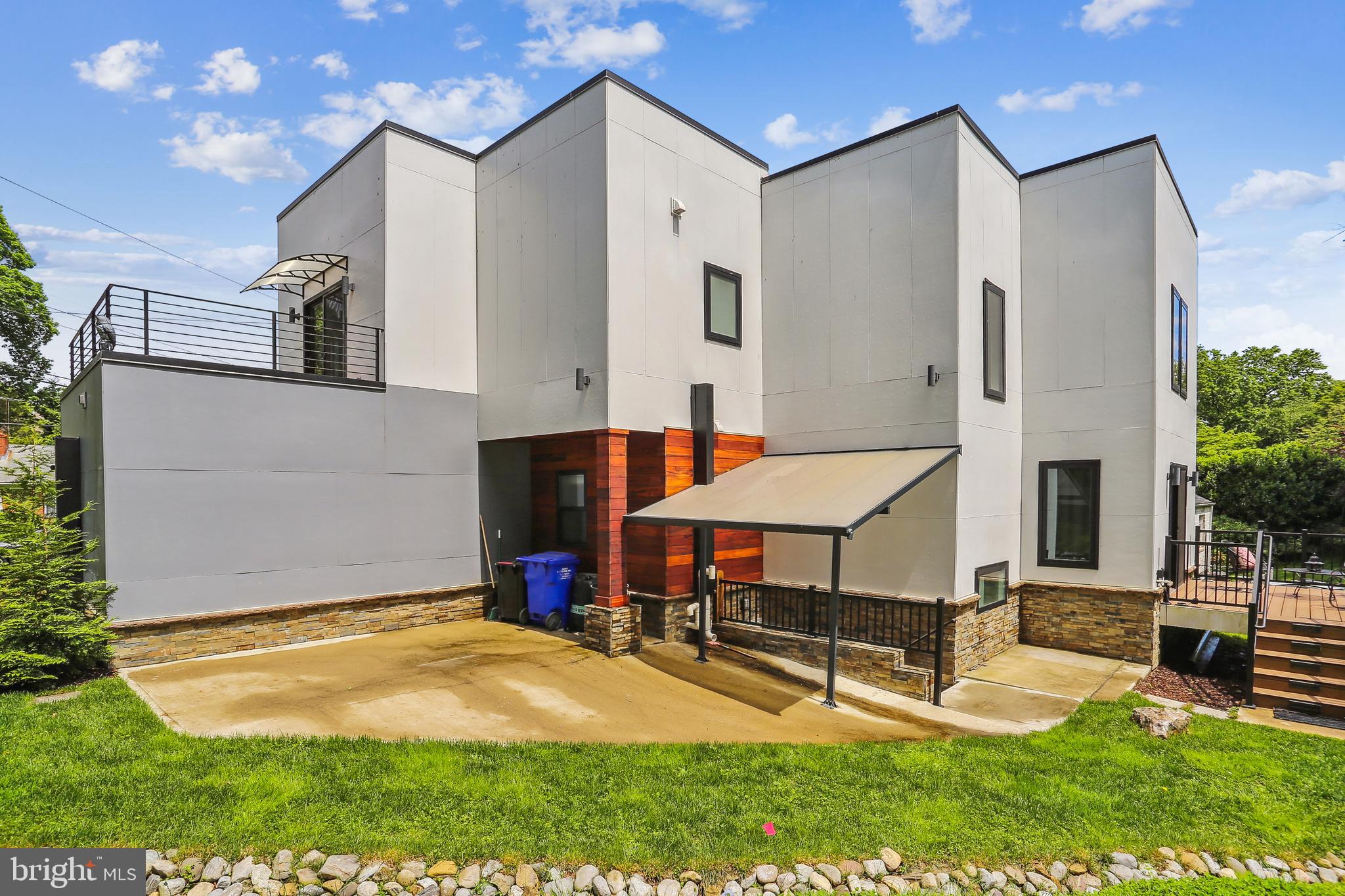 GLEN MAR PARK - Residential