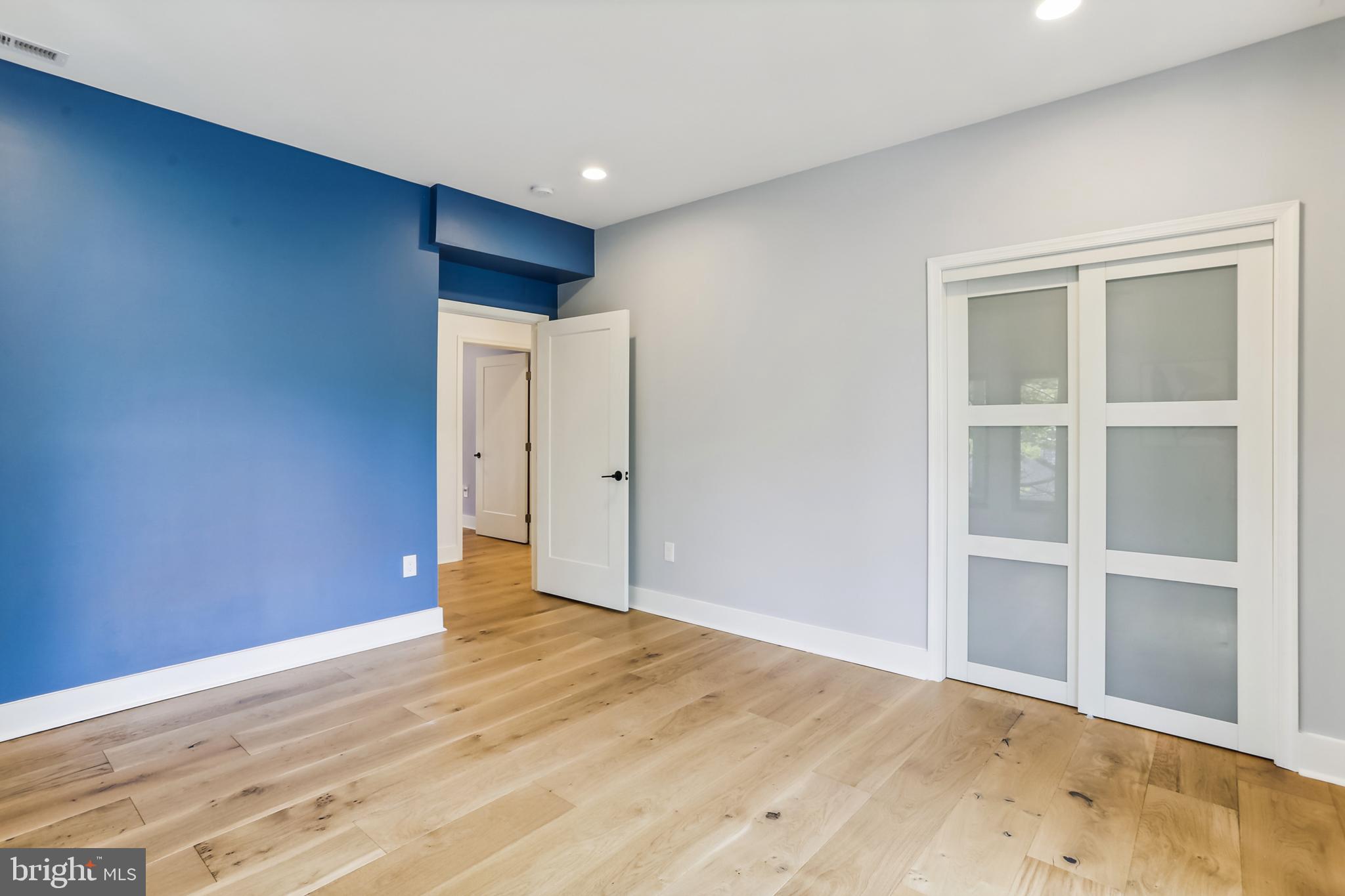 GLEN MAR PARK - Residential