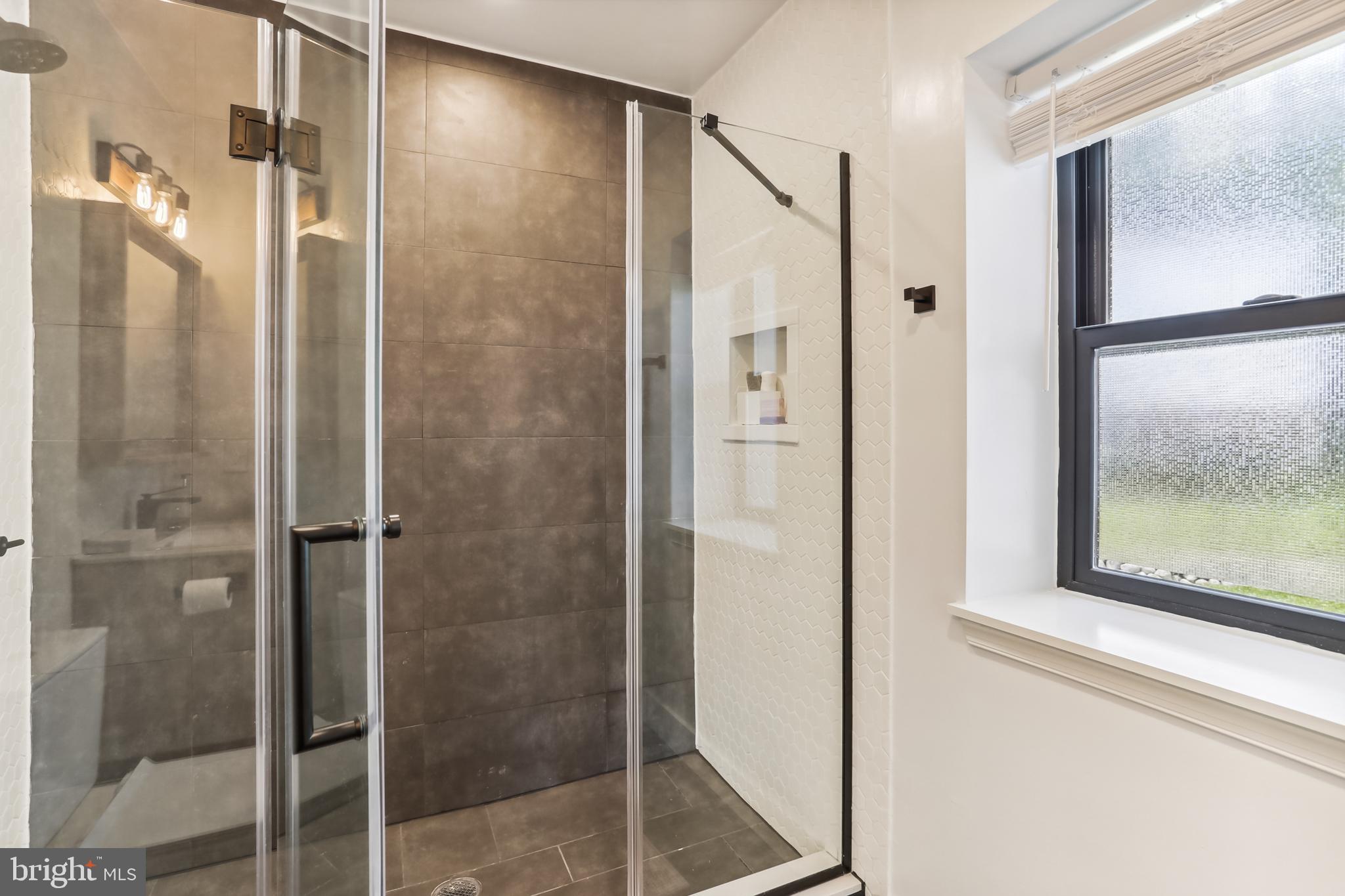 GLEN MAR PARK - Residential