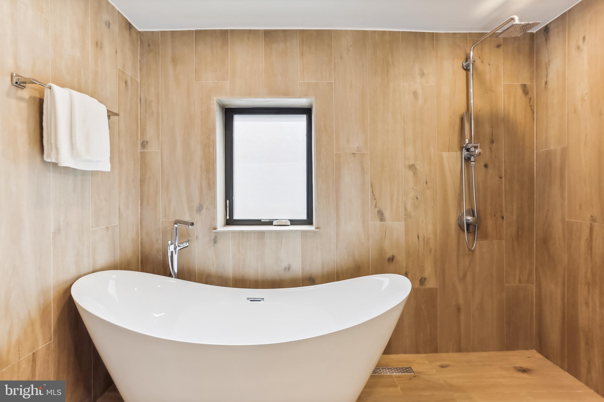 GLEN MAR PARK - Residential