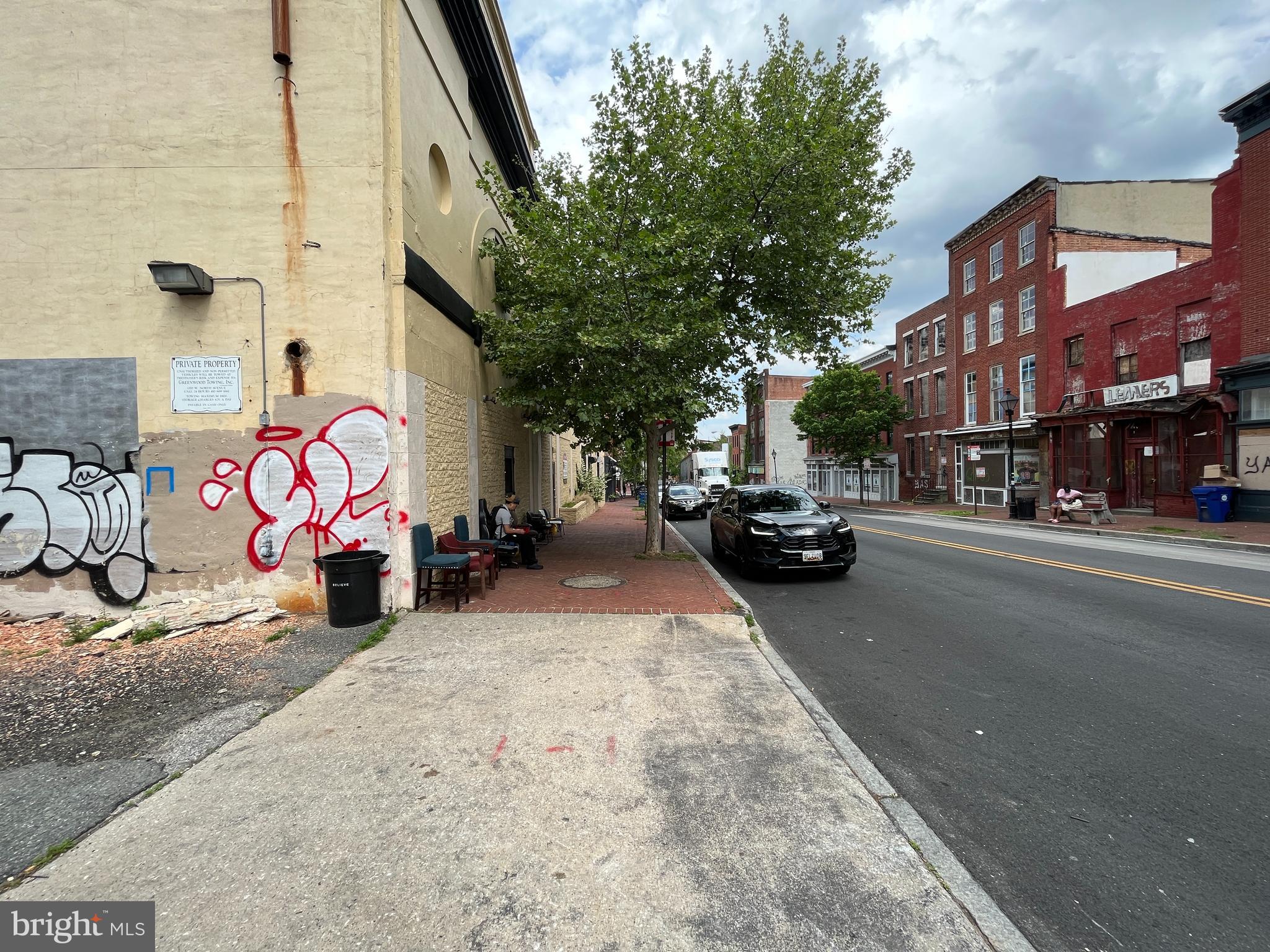 FRANKLIN SQUARE HISTORIC DISTRICT - Land