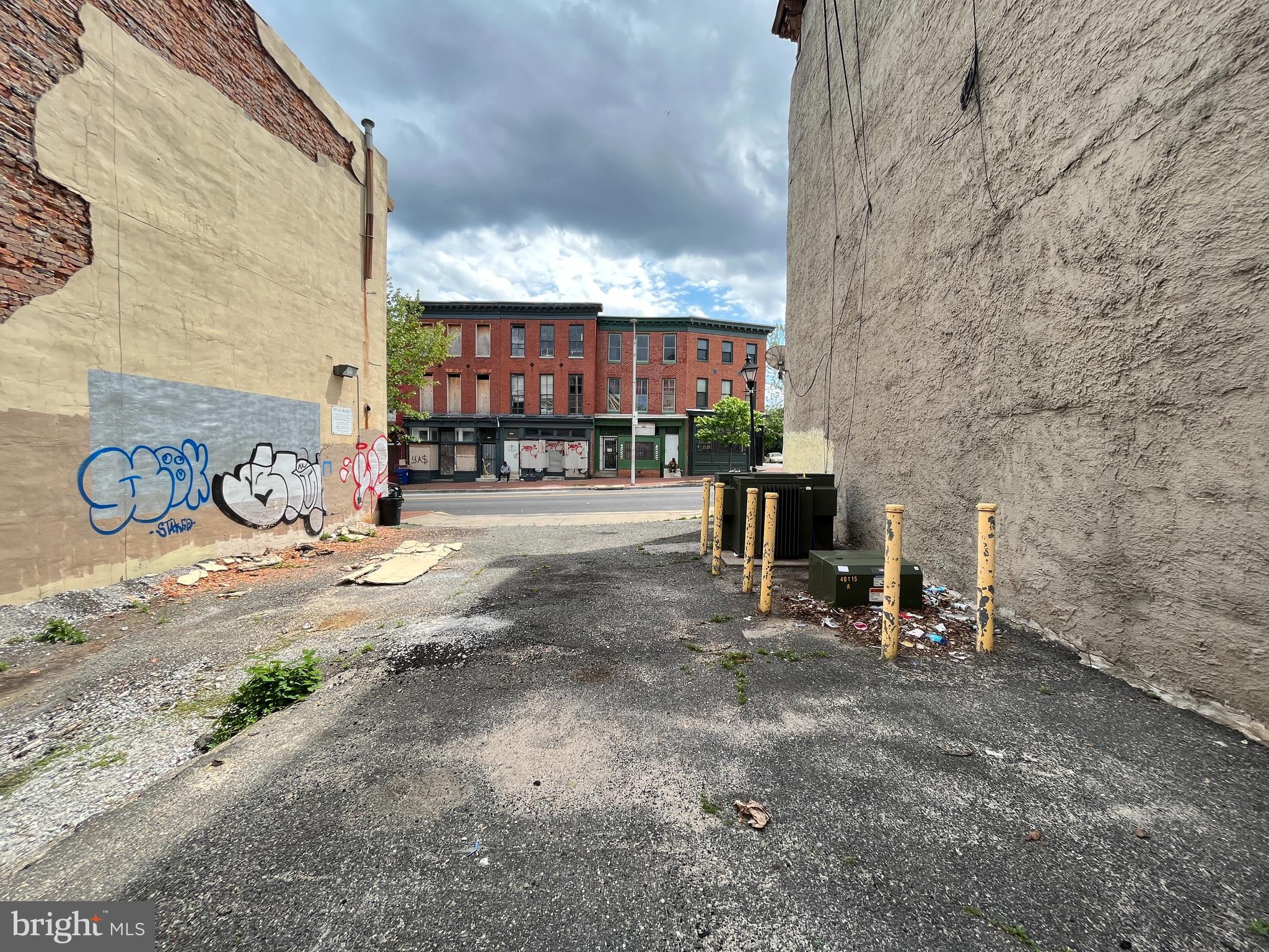 FRANKLIN SQUARE HISTORIC DISTRICT - Land