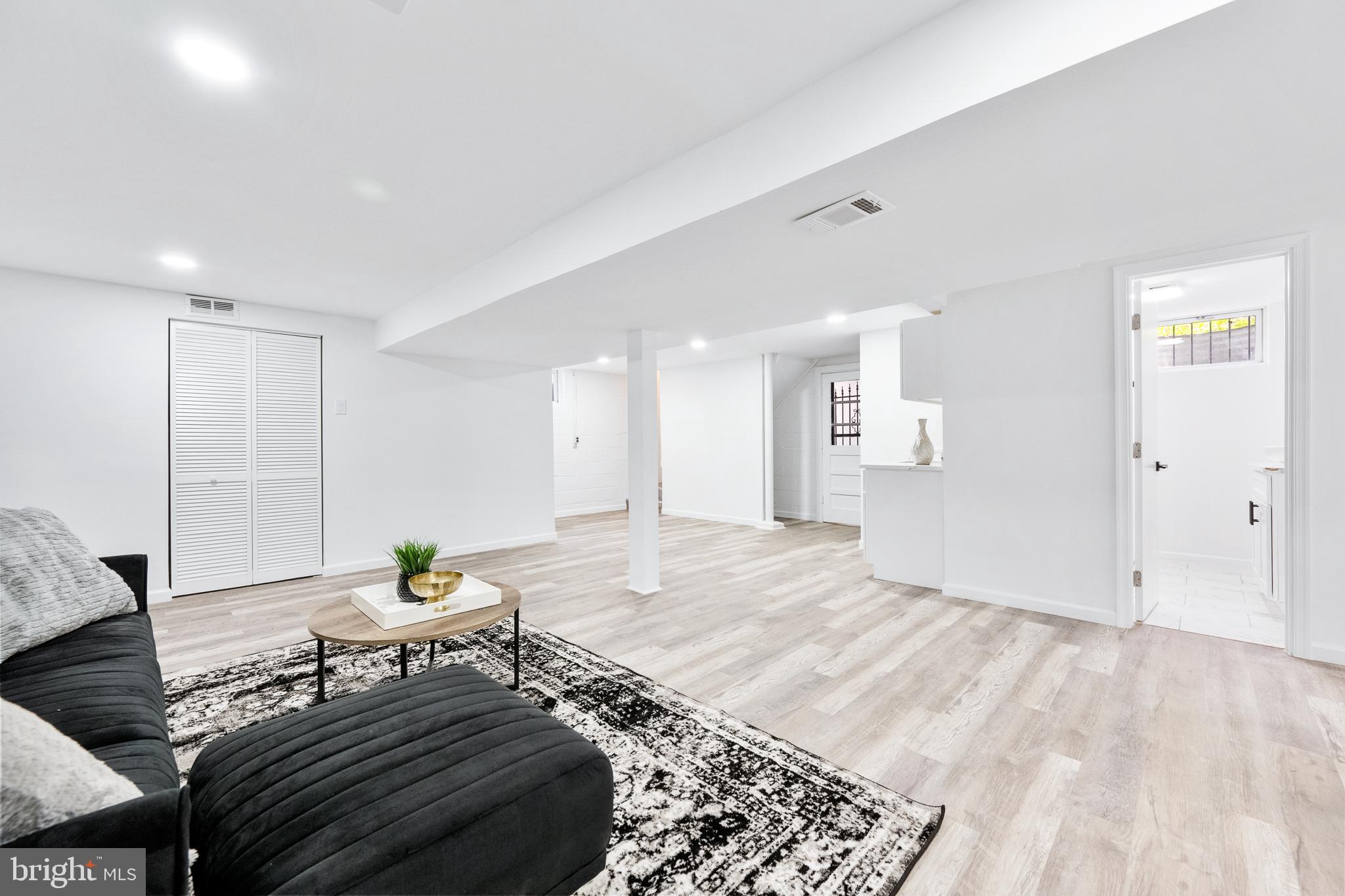 DISTRICT HEIGHTS - Residential