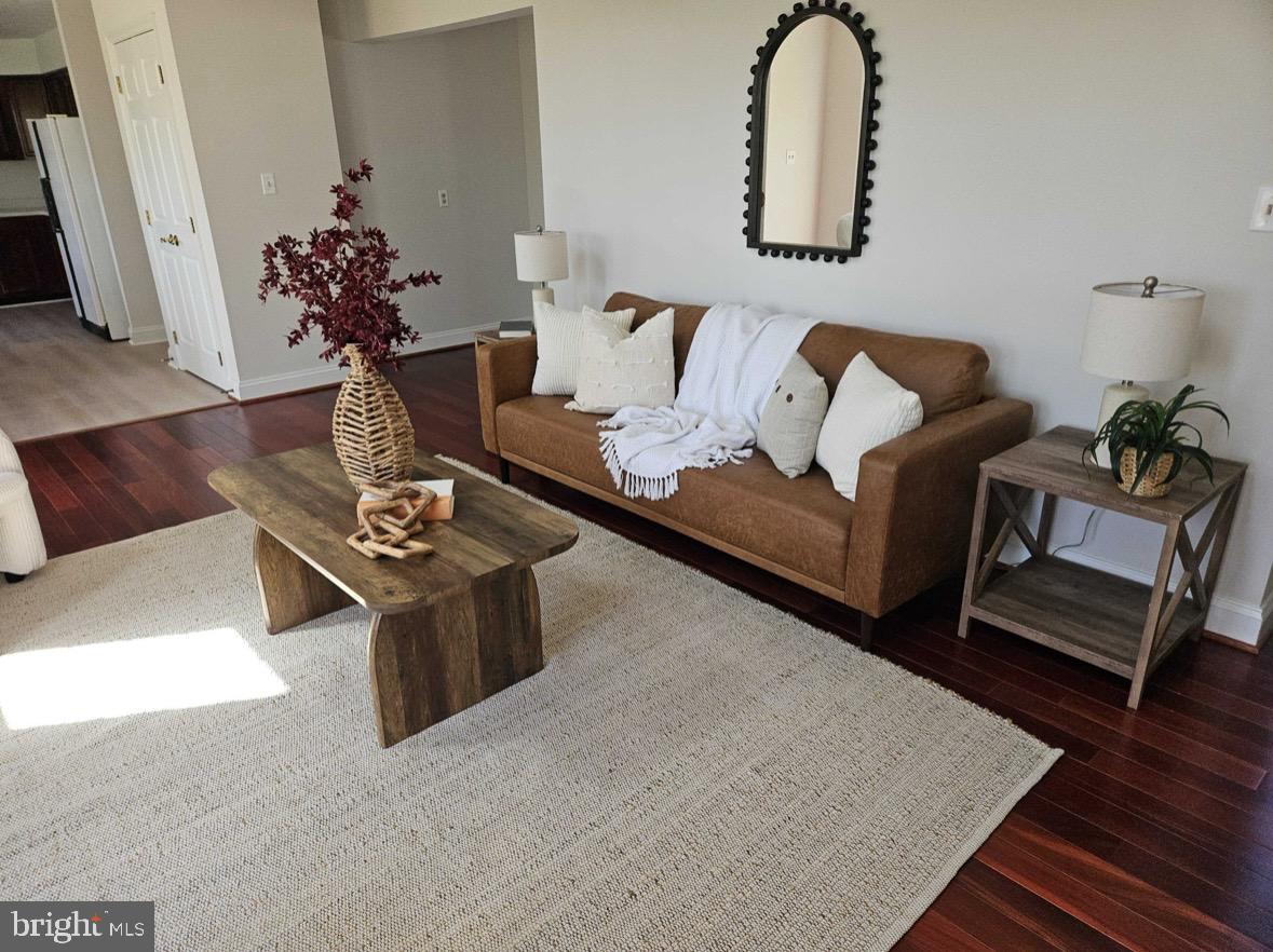 LYONSWOOD - Residential