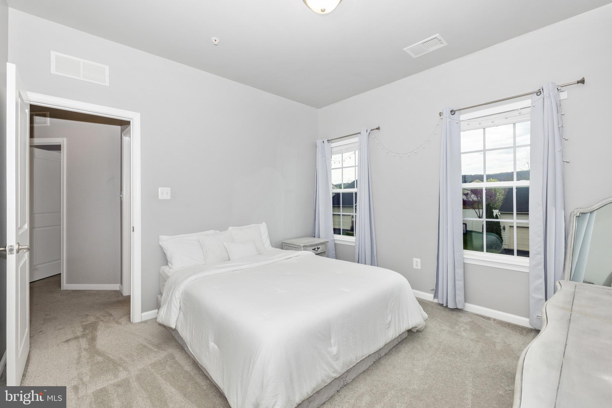 CANNON BLUFF - Residential