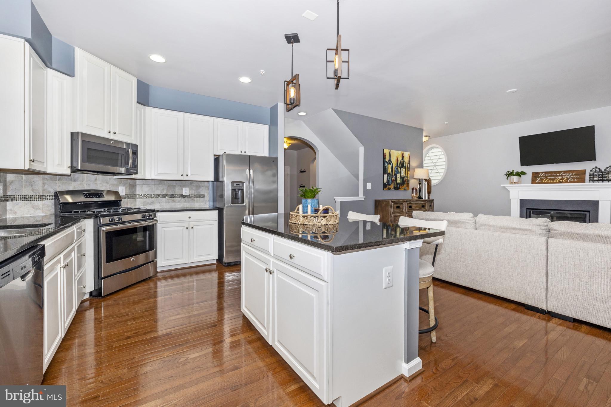 CANNON BLUFF - Residential