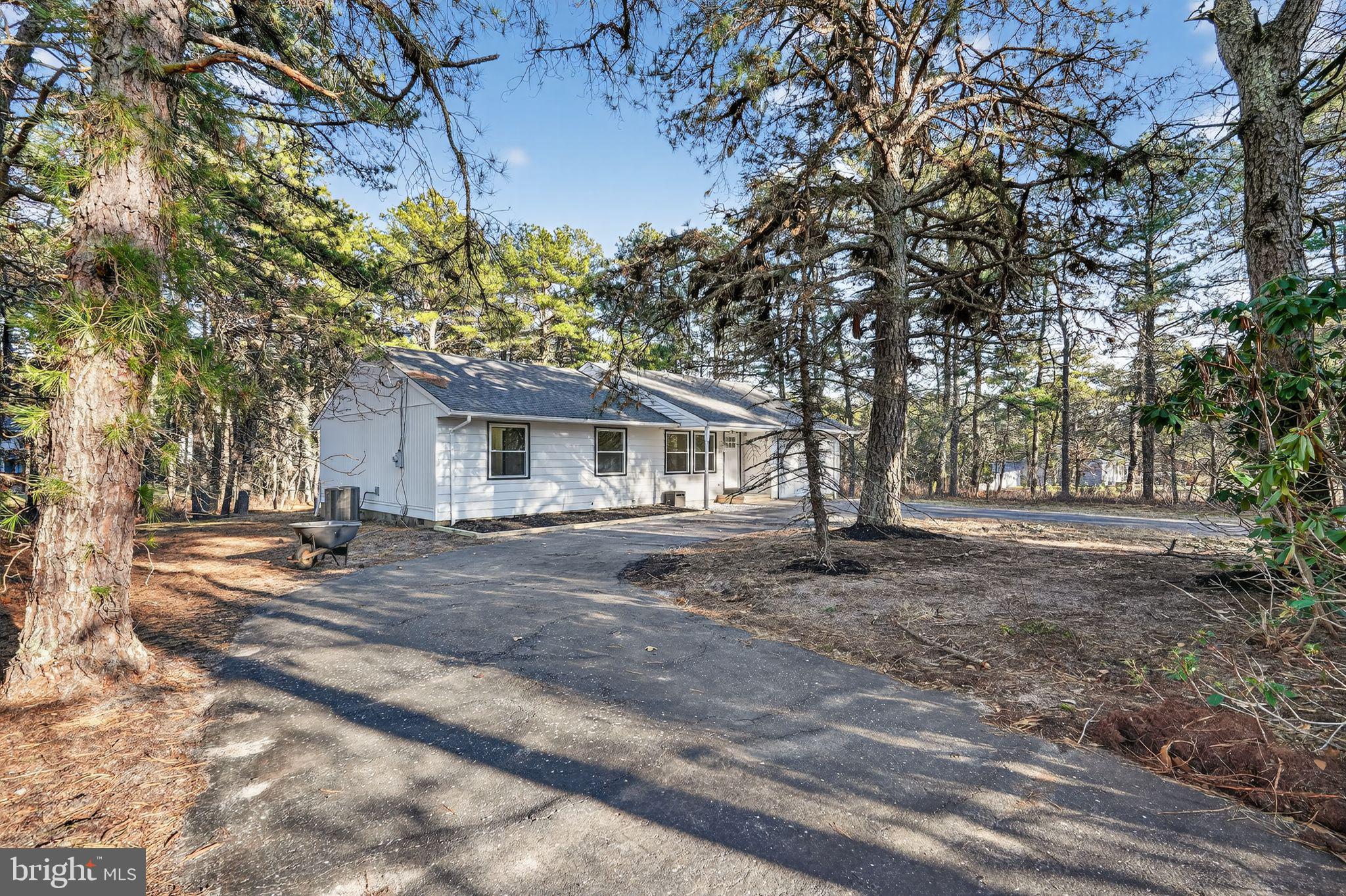 1800 PATERSON AVENUE