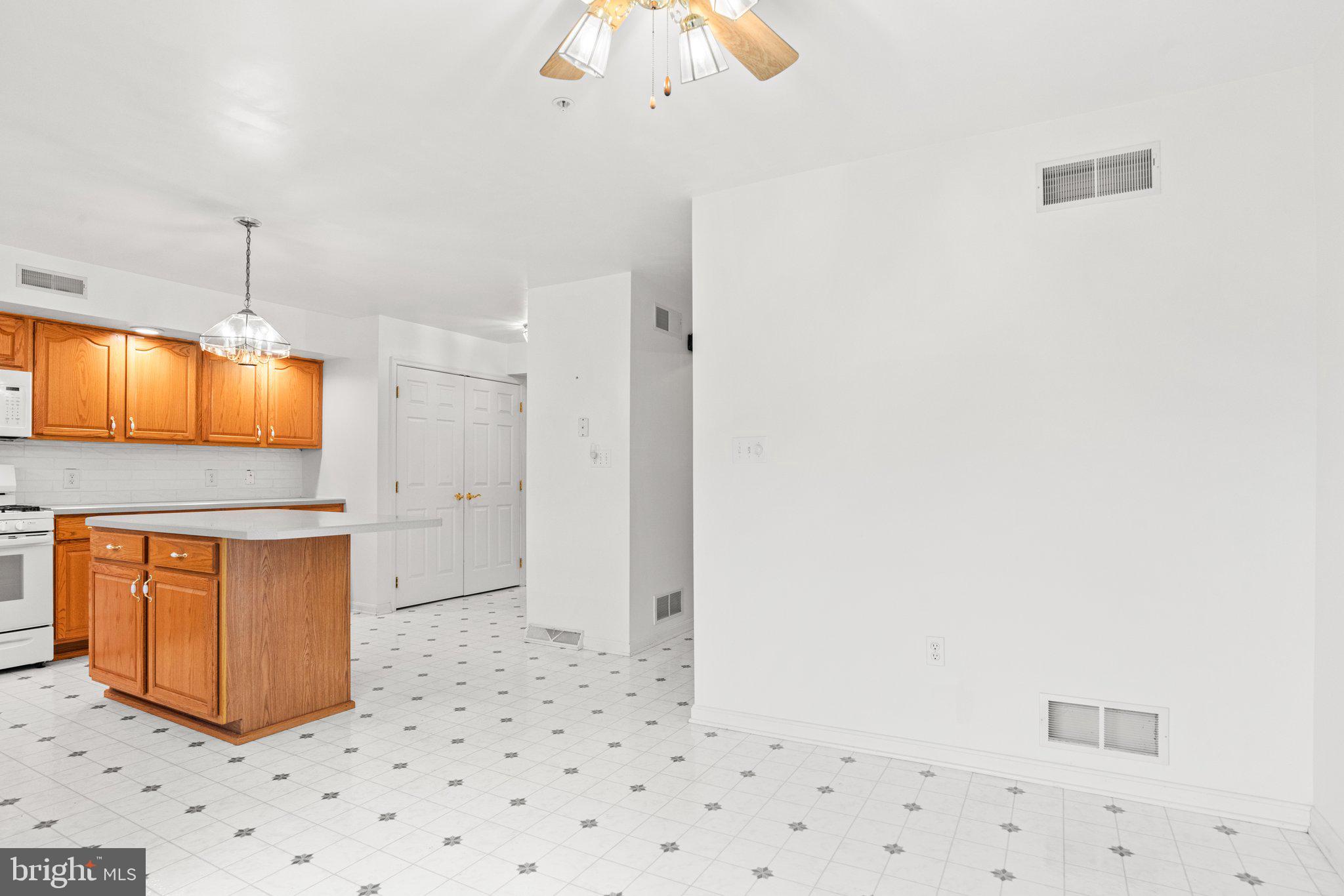 SPRINGETTSBURY TWP - Residential