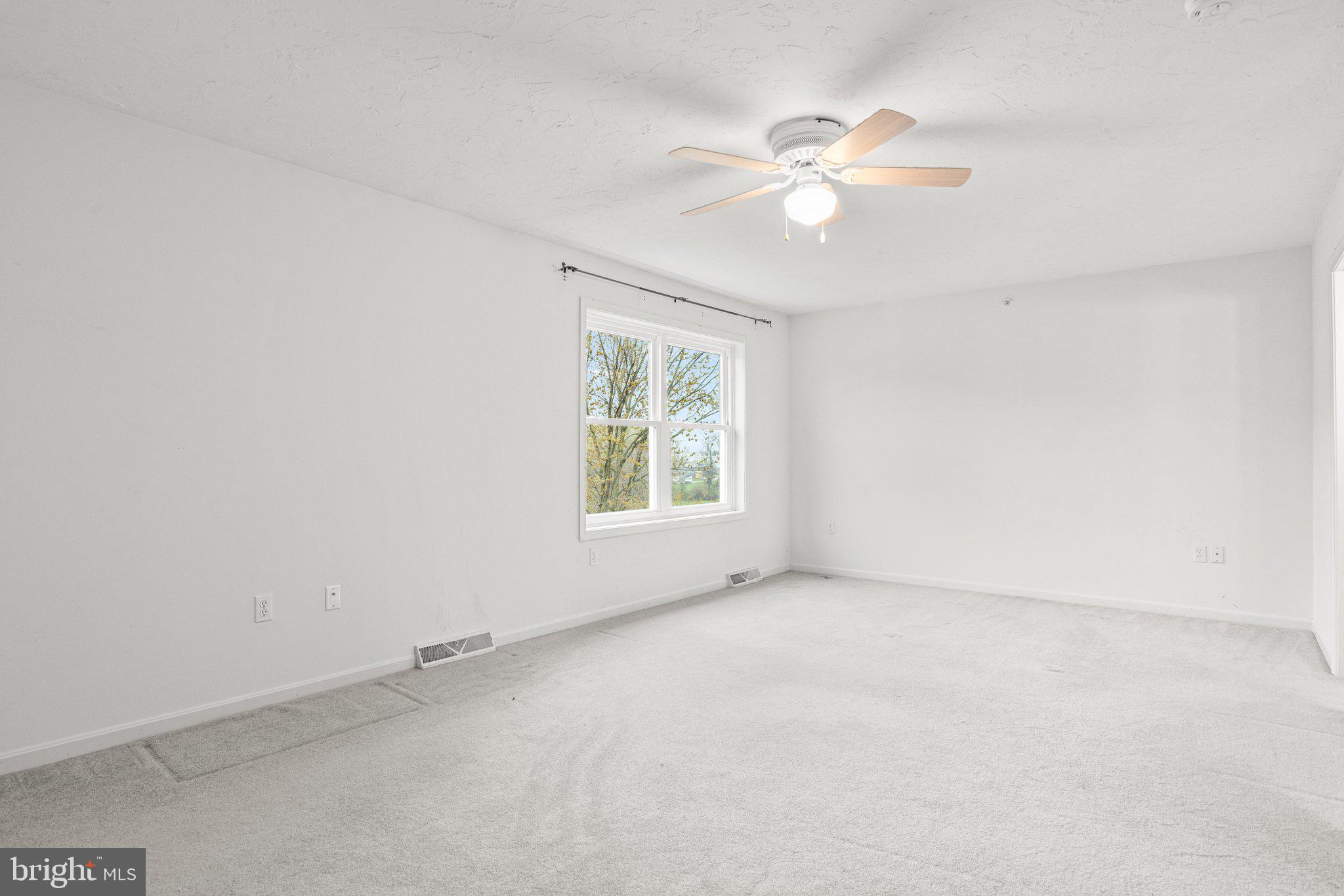 SPRINGETTSBURY TWP - Residential