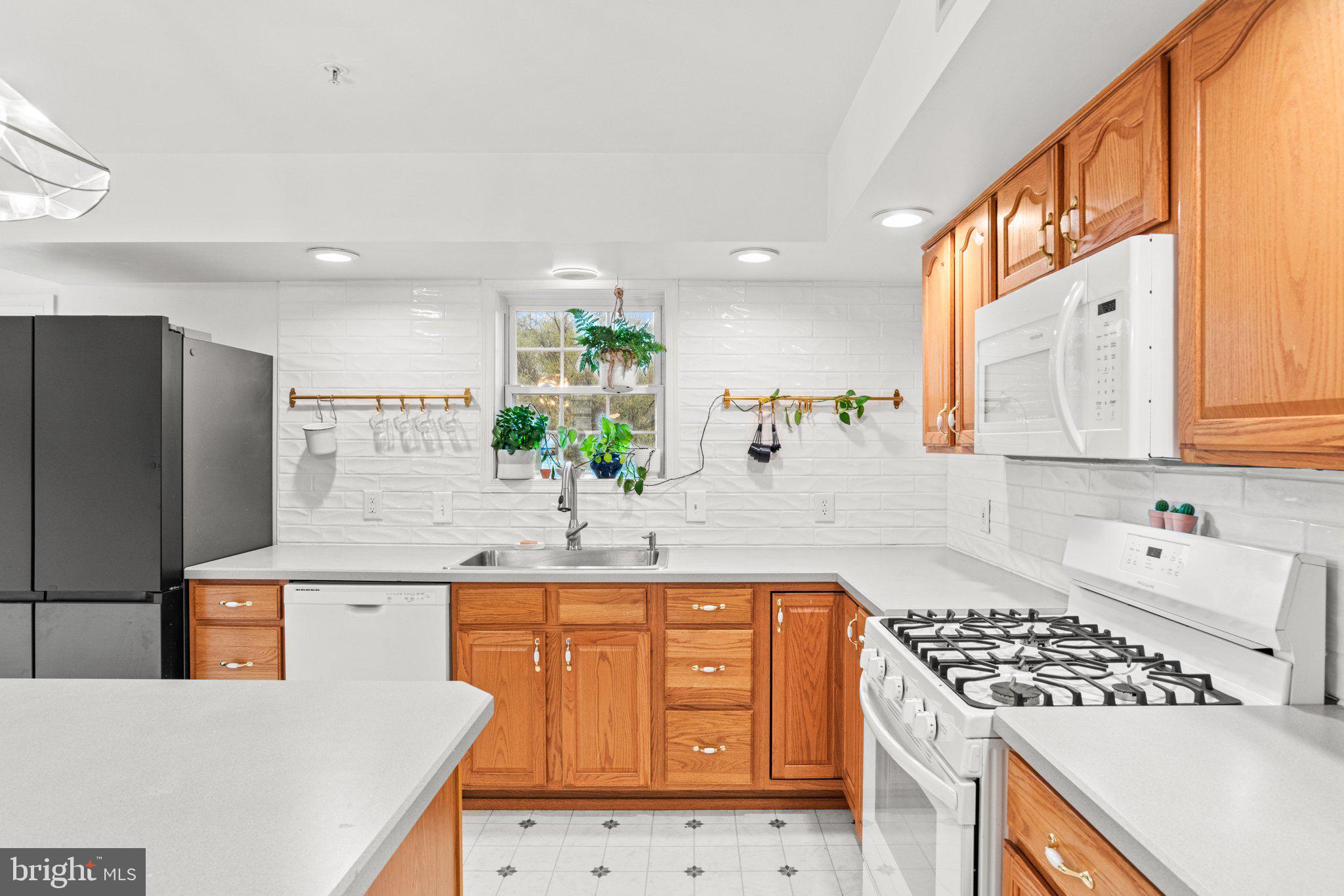 SPRINGETTSBURY TWP - Residential