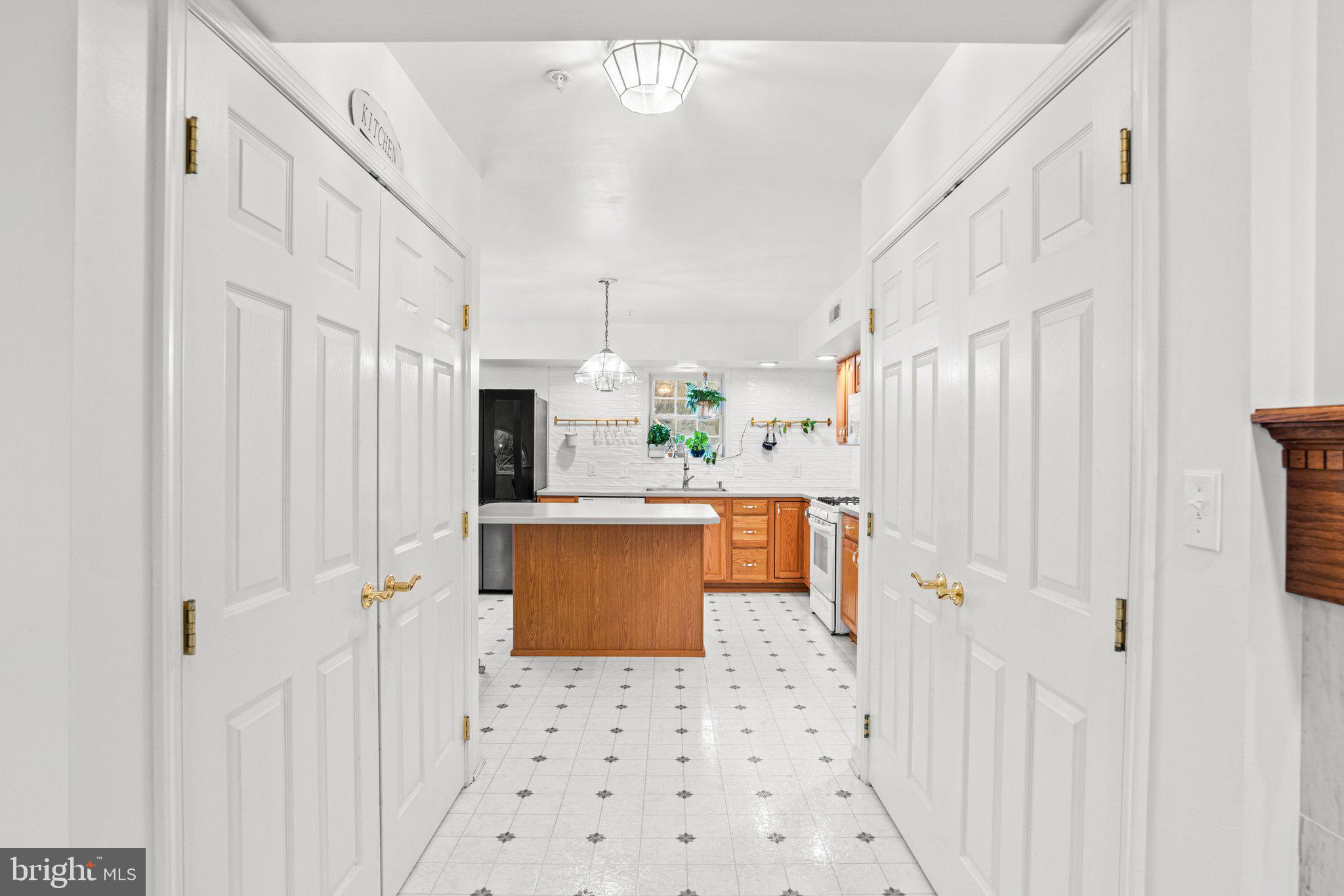 SPRINGETTSBURY TWP - Residential