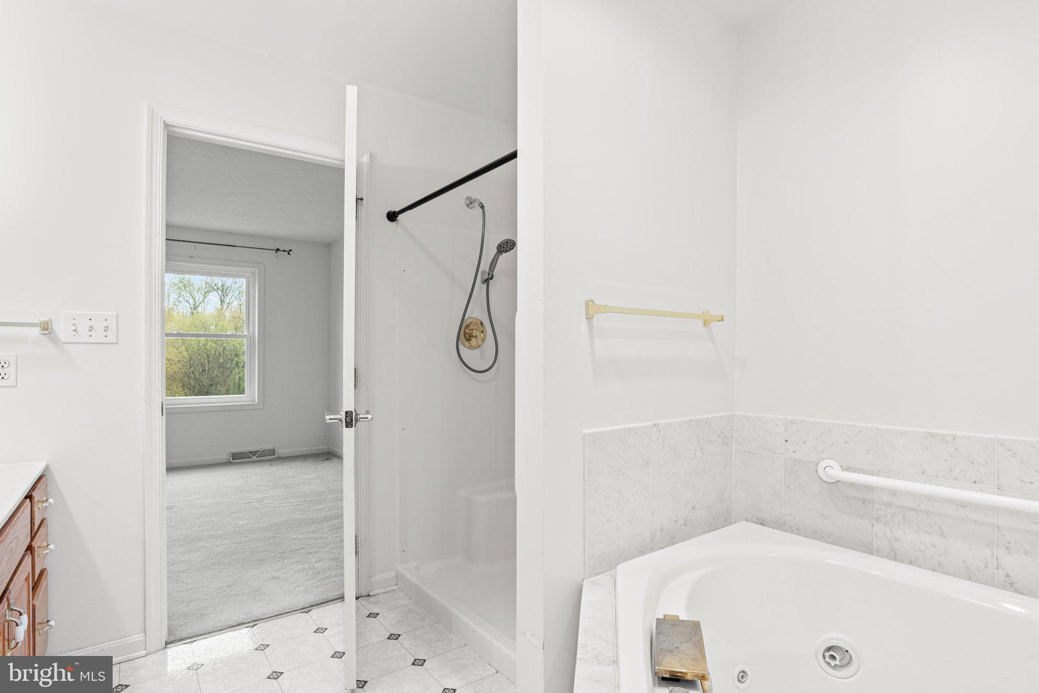 SPRINGETTSBURY TWP - Residential