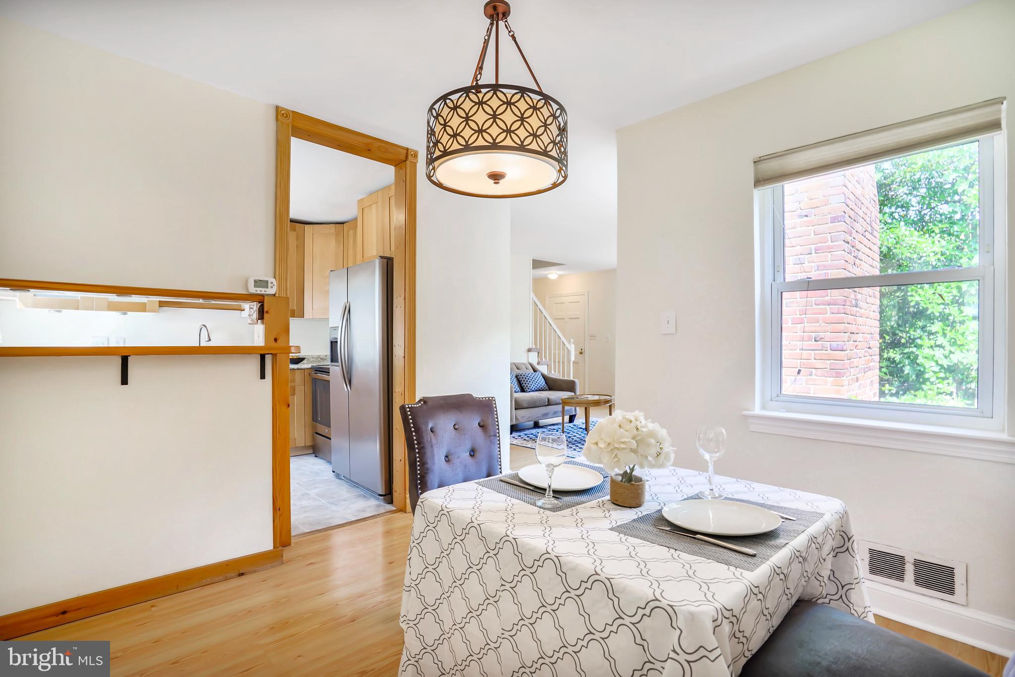 WHITE OAKS - Residential