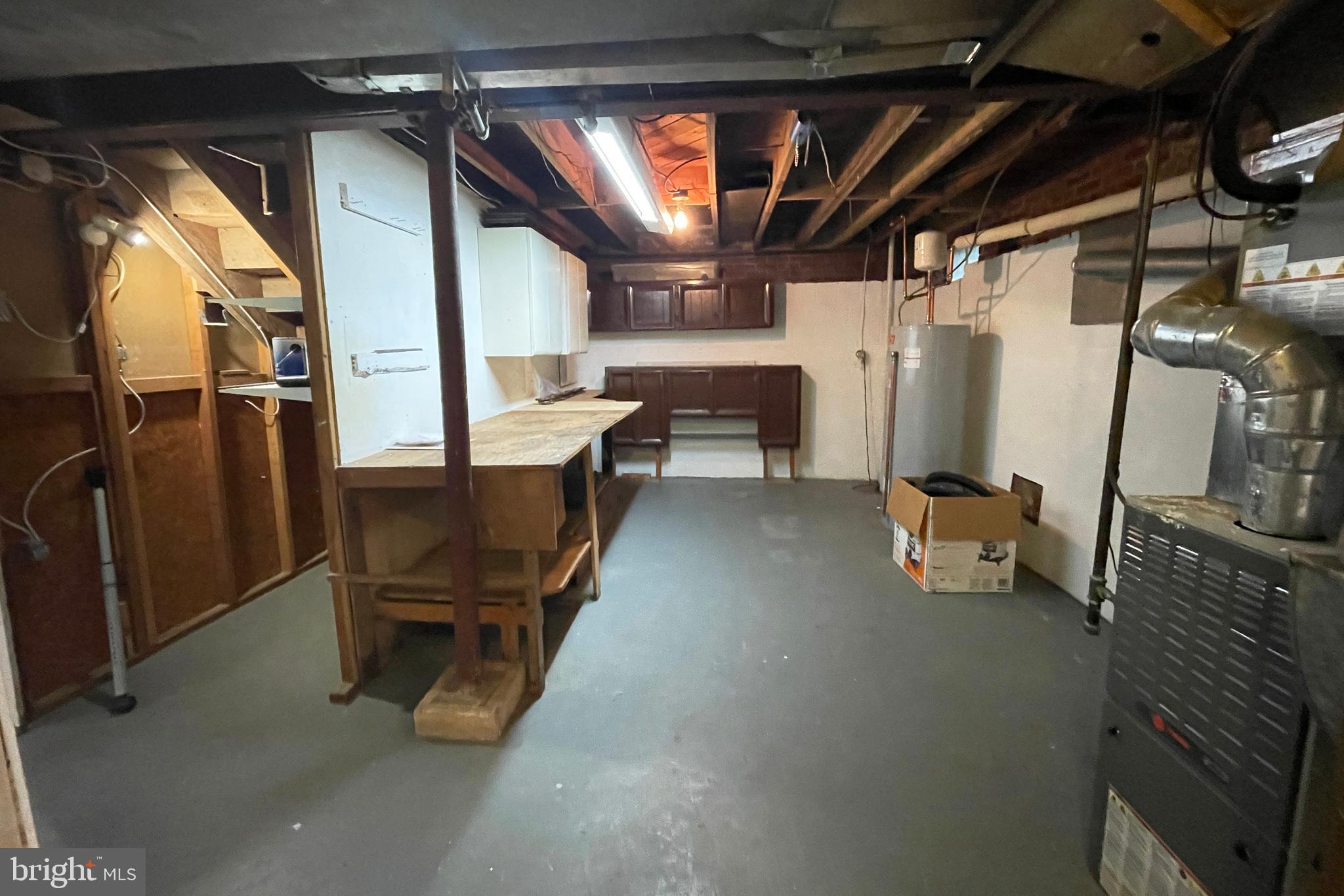 WHITE OAKS - Residential