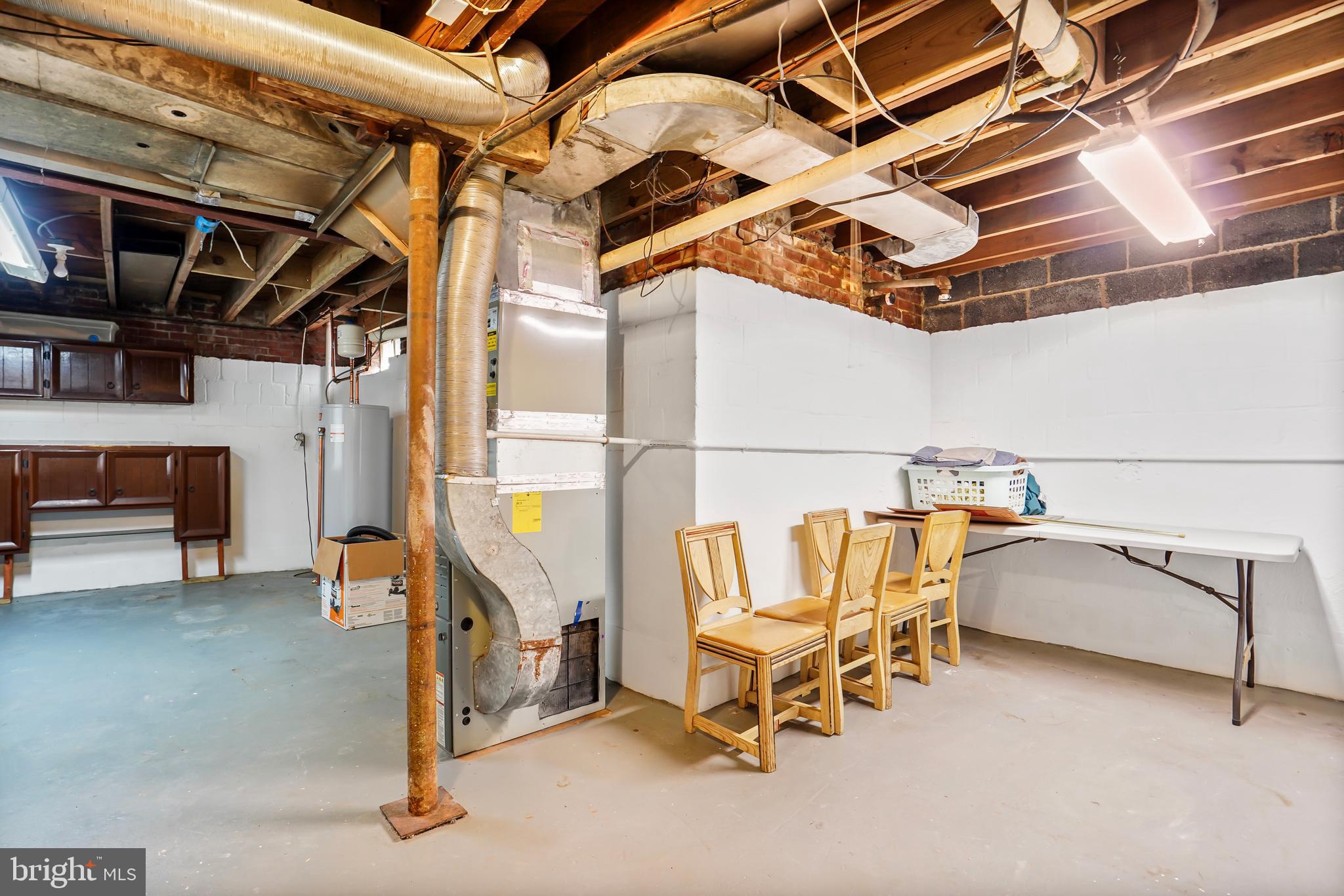 WHITE OAKS - Residential