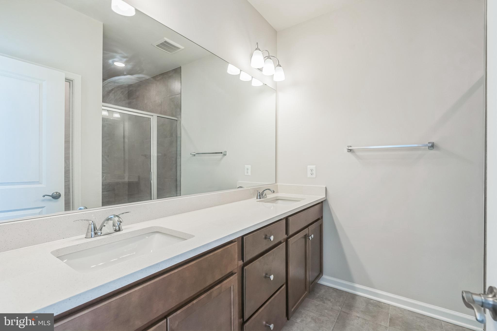 MILL BRANCH CROSSING - Residential Lease