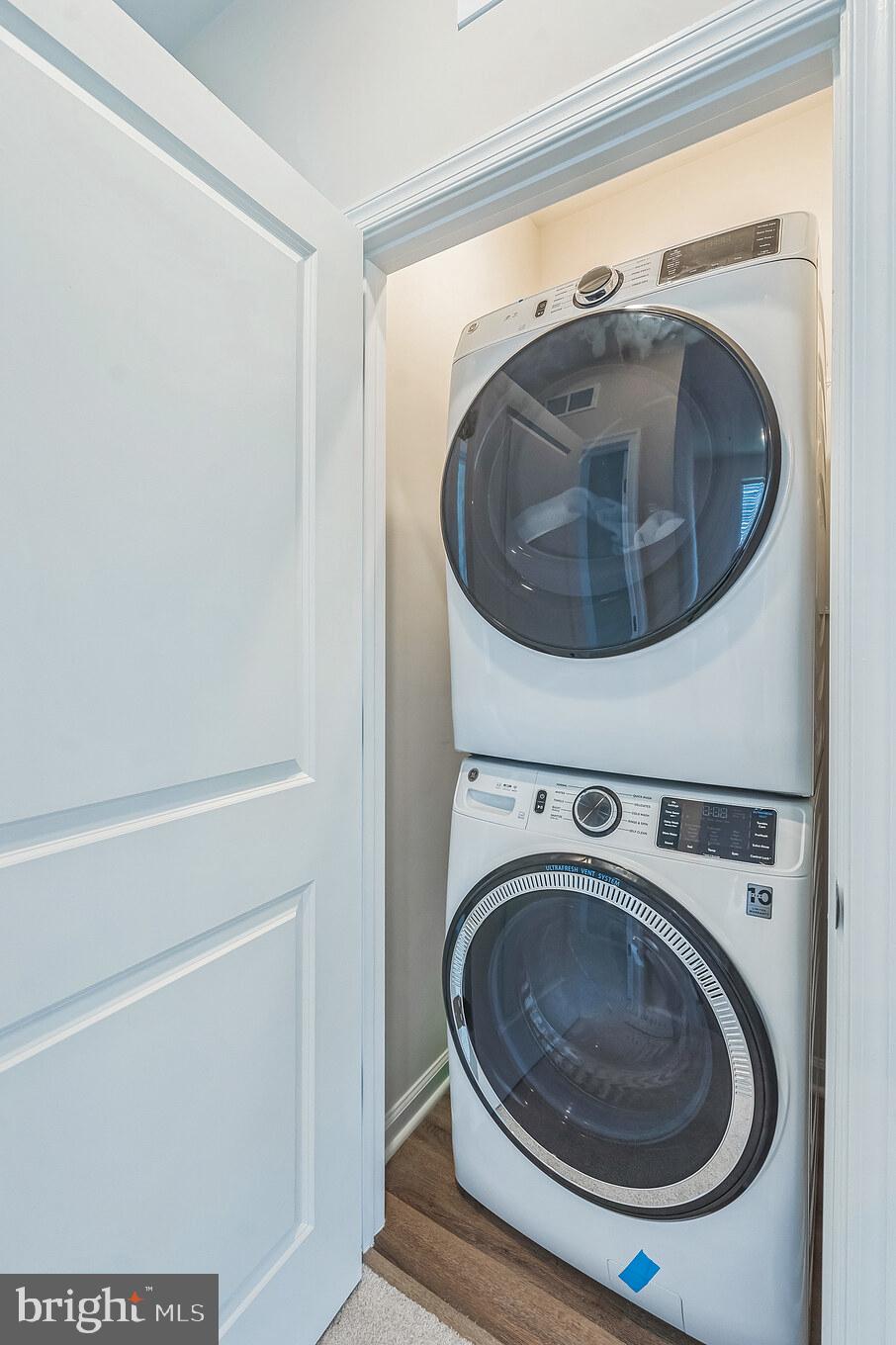 MILL BRANCH CROSSING - Residential Lease