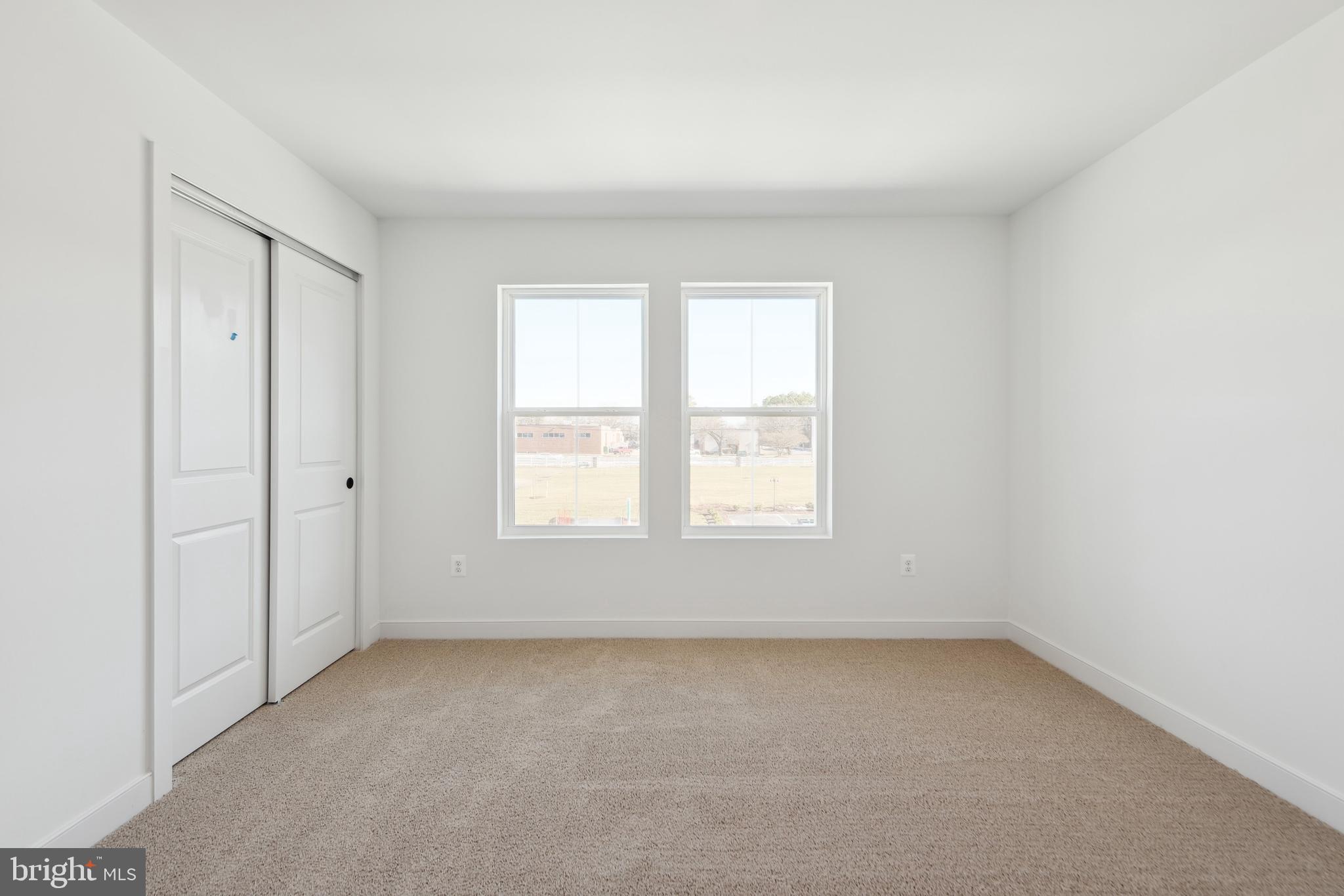 ADMIRAL'S LANDING - Residential