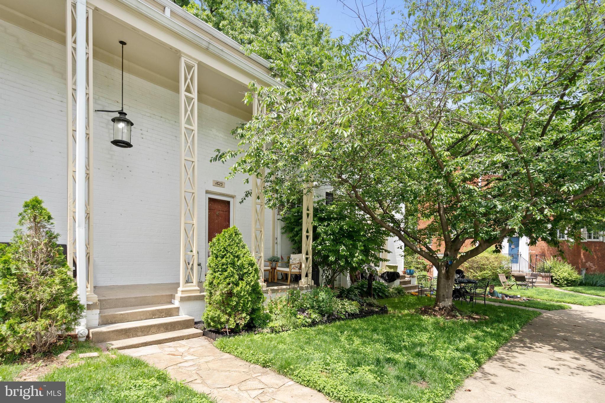 1623 RIPON PLACE