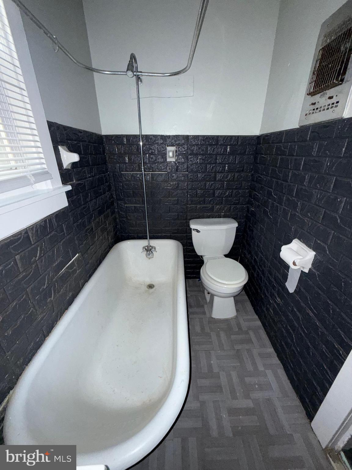 HARROWGATE - Residential