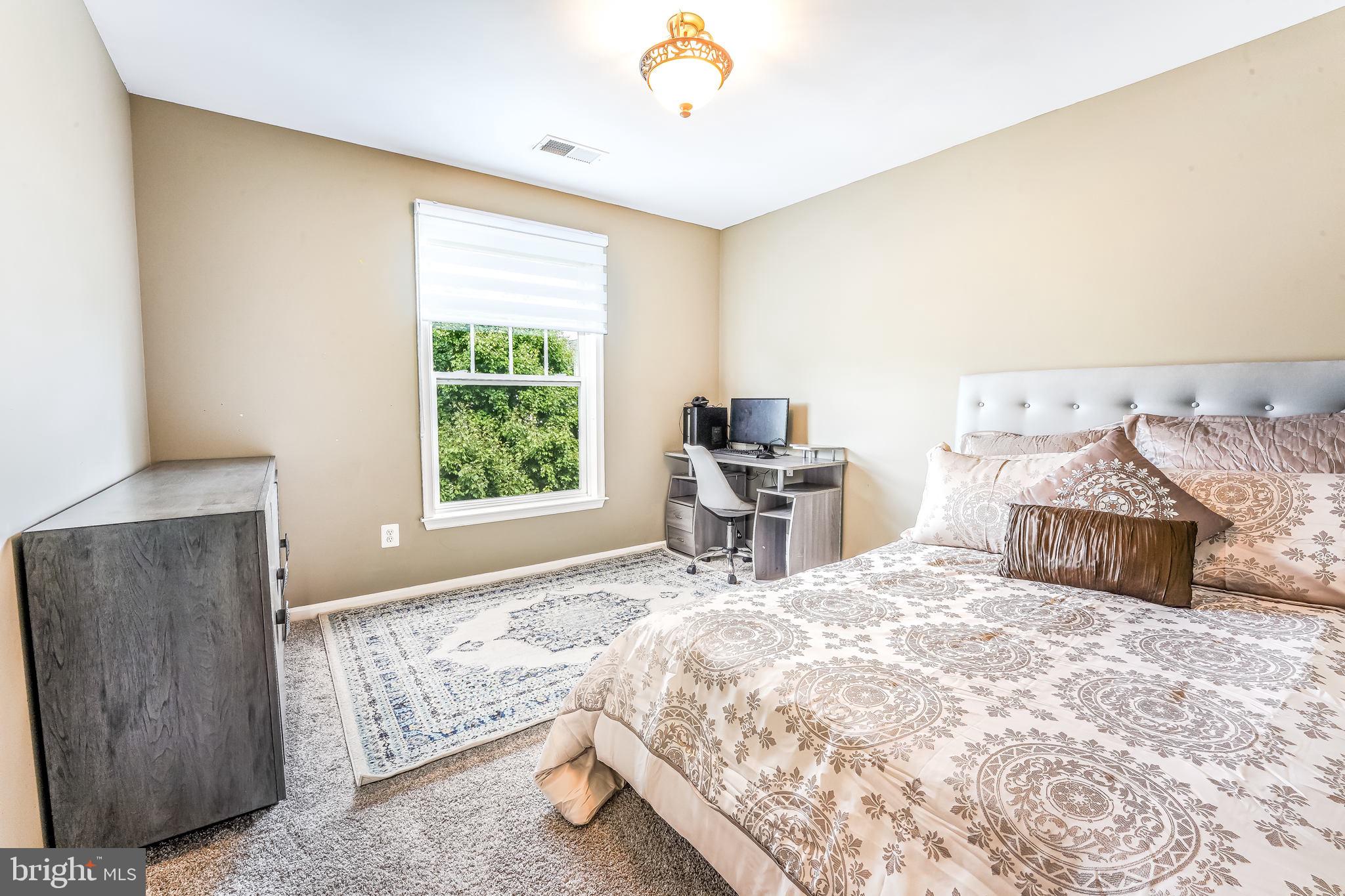 STONE RIDGE - Residential Lease