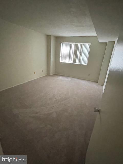 PRESIDENTIAL - Residential Lease