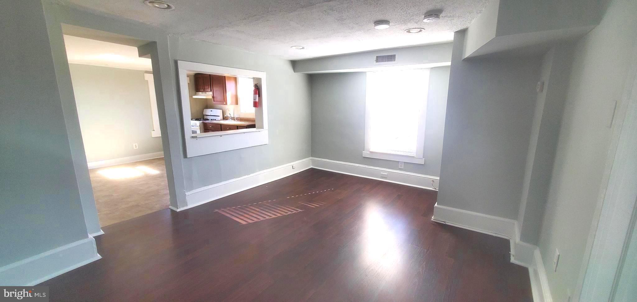 101 BLACK HORSE PIKE 2