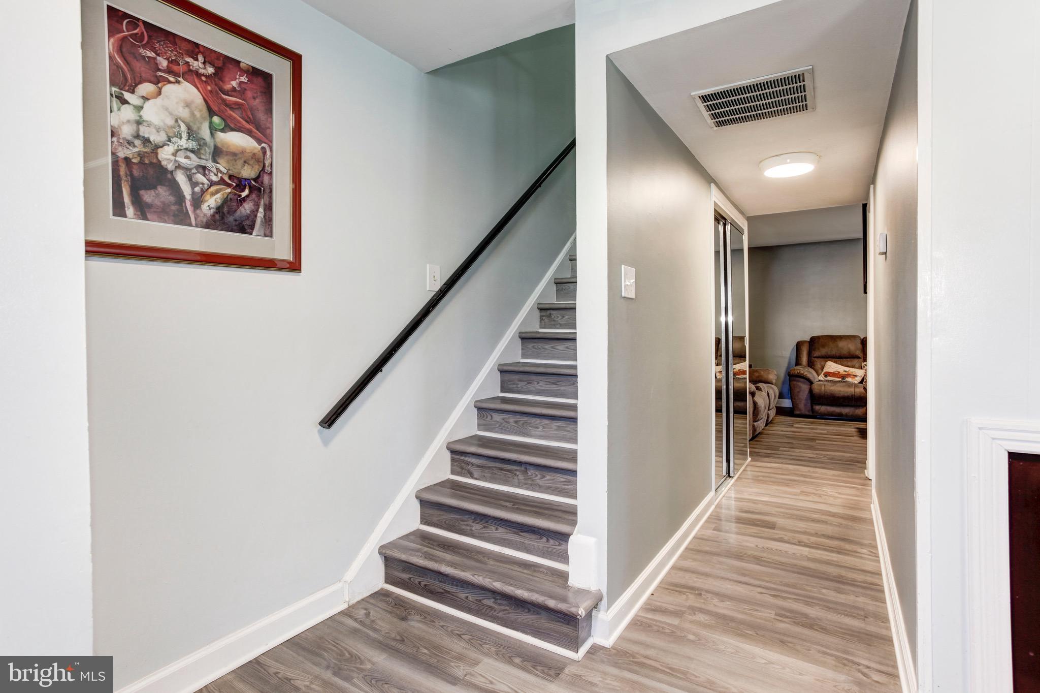 WILLIAMSTOWN - Residential