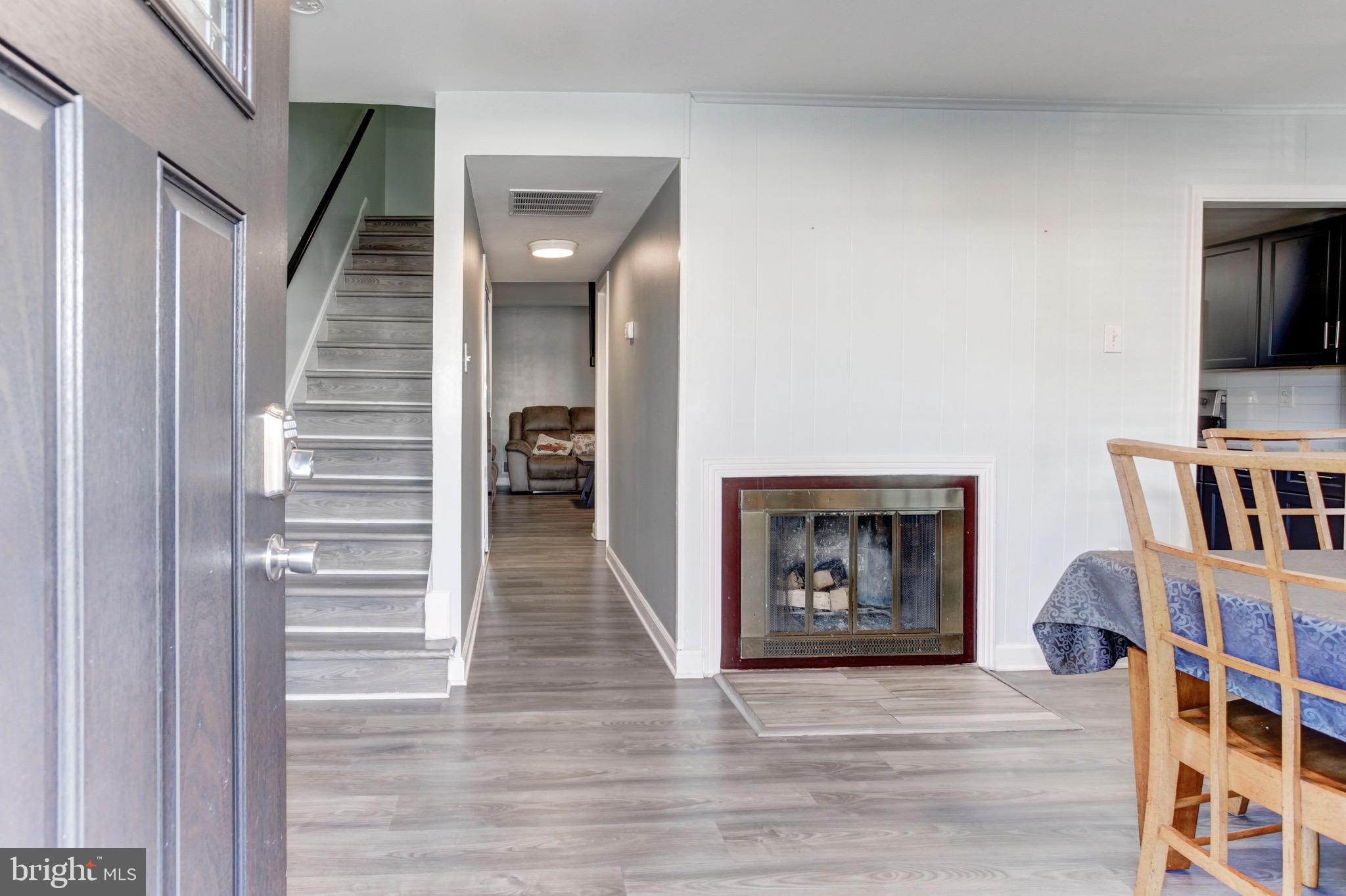 WILLIAMSTOWN - Residential