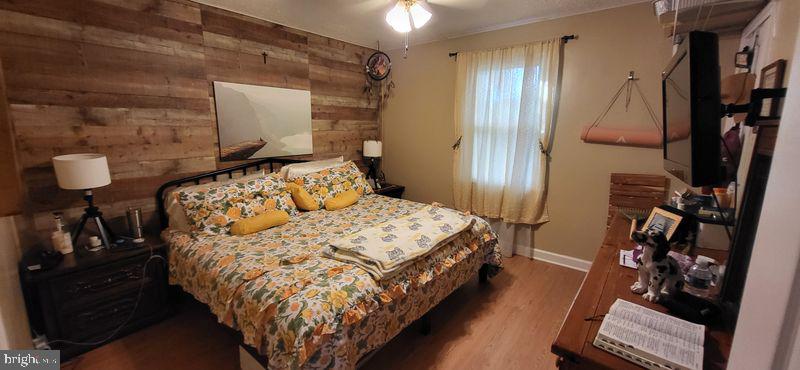 LANDOVER HILLS - Residential