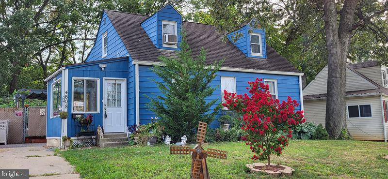 LANDOVER HILLS - Residential