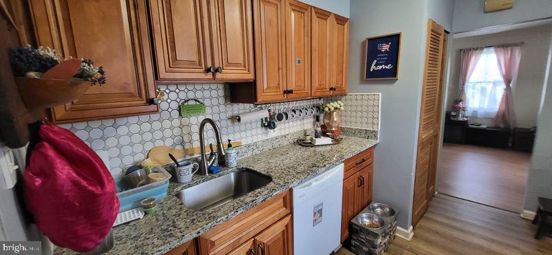 LANDOVER HILLS - Residential